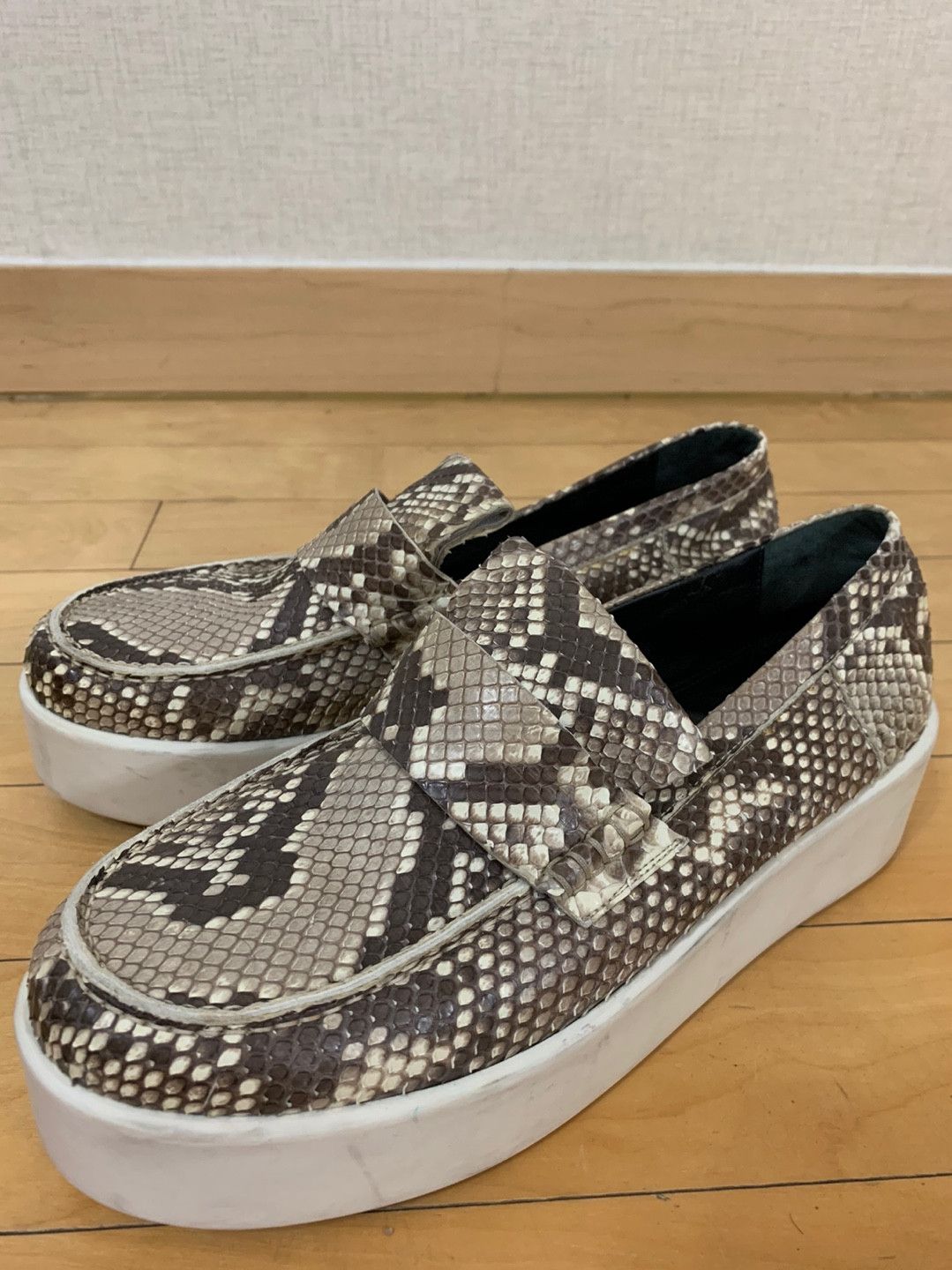 Celine Old Celine Archive Real Python Leather Loafers Size US 8.5 / IT 38.5 - 6 Thumbnail