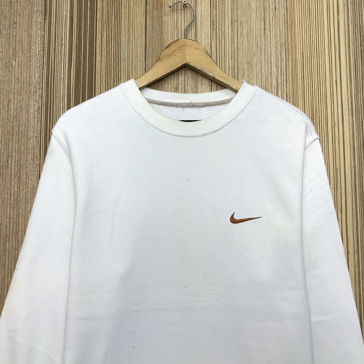 Nike × Vintage Vintage Nike Small Logo Sweatshirt Size US L / EU 52-54 / 3 - 2 Thumbnail