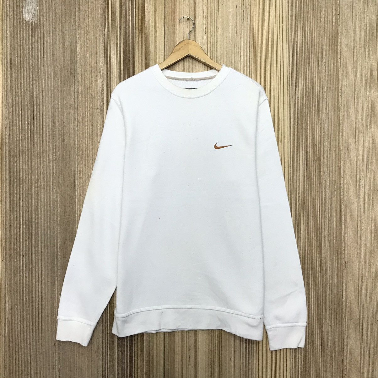 Nike × Vintage Vintage Nike Small Logo Sweatshirt Size US L / EU 52-54 / 3 - 1 Thumbnail