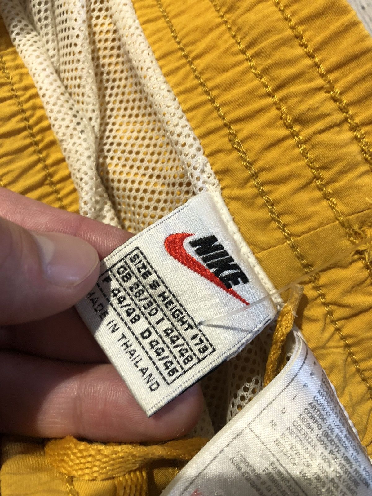 Nike Vintage Nike Nylon Shorts 90s Big Logo Swoosh Drill Size US 30 / EU 46 - 7 Thumbnail