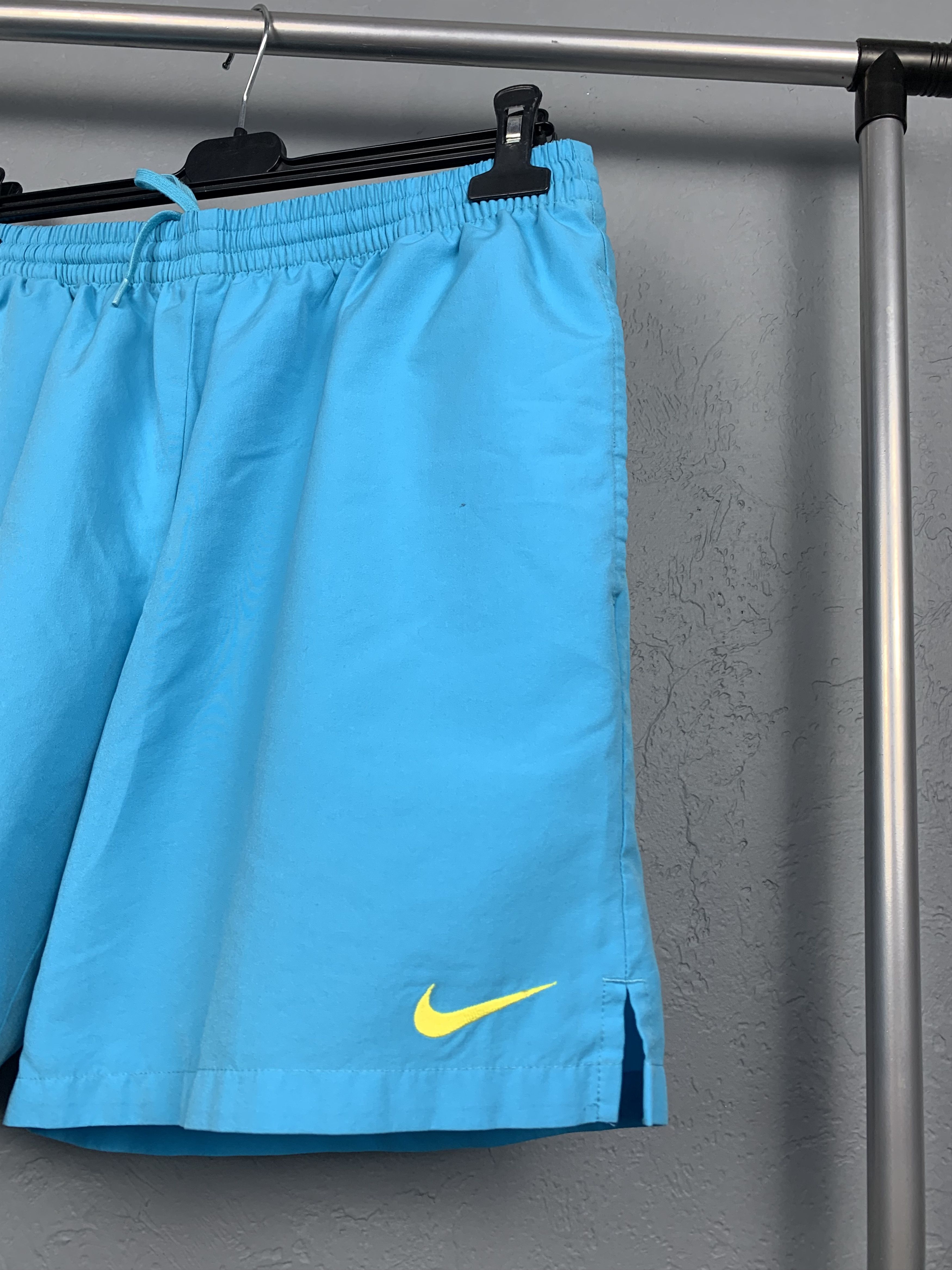 Nike × Vintage Nike Vintage Mens Nylon Shorts Big Logo Y2K Size US 34 / EU 50 - 5 Thumbnail