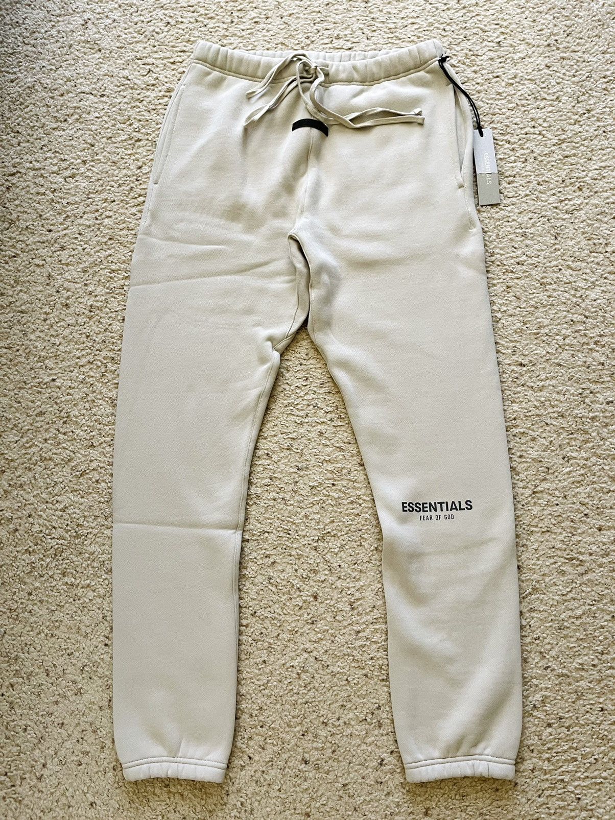 image of Essentials Sweatpants Stone Oat Fw21 Size L, Men's
