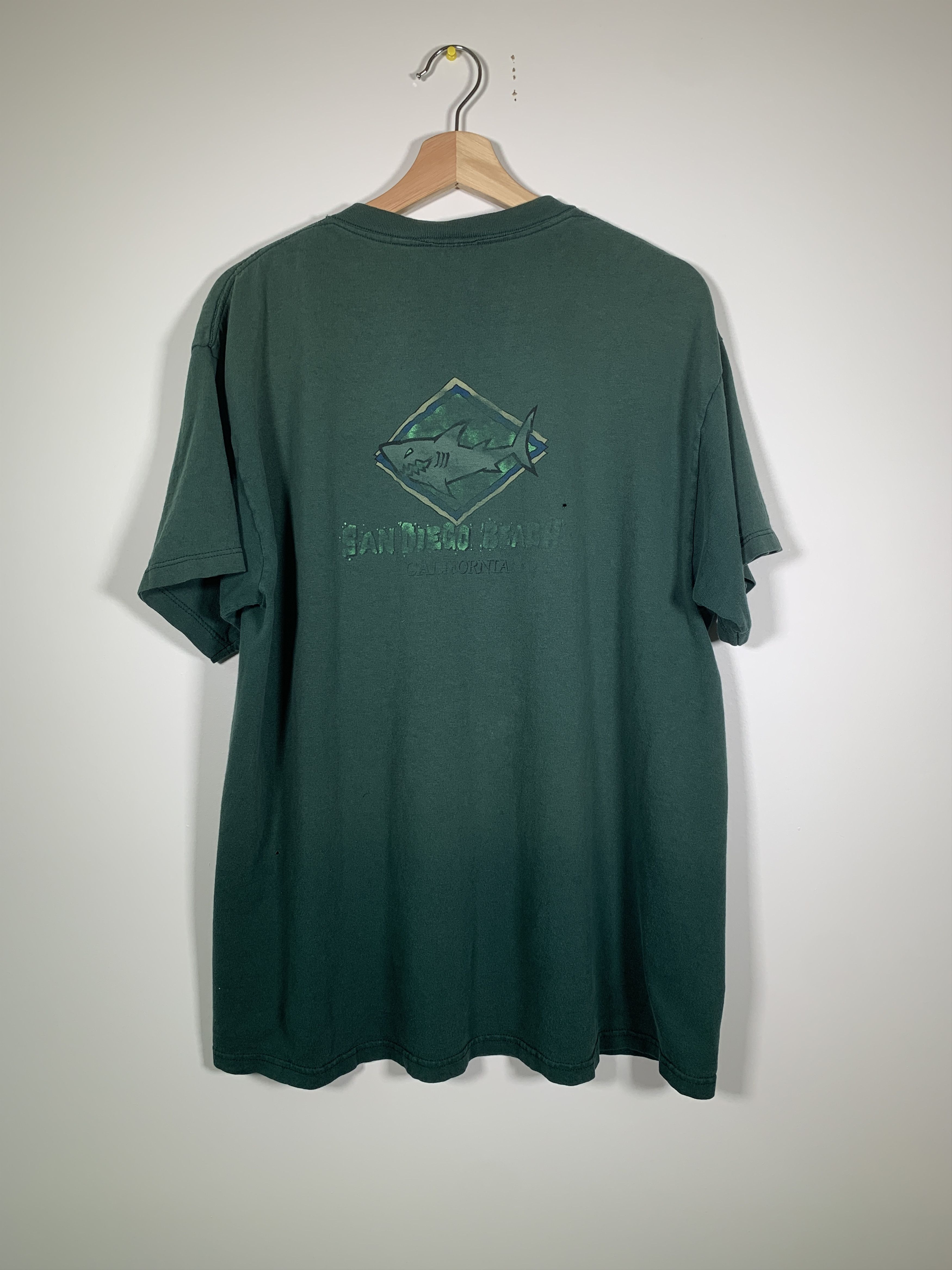 Vintage Faded 90s San Diego Beach Neon Shark T Shirt Nature Size US L / EU 52-54 / 3 - 2 Thumbnail
