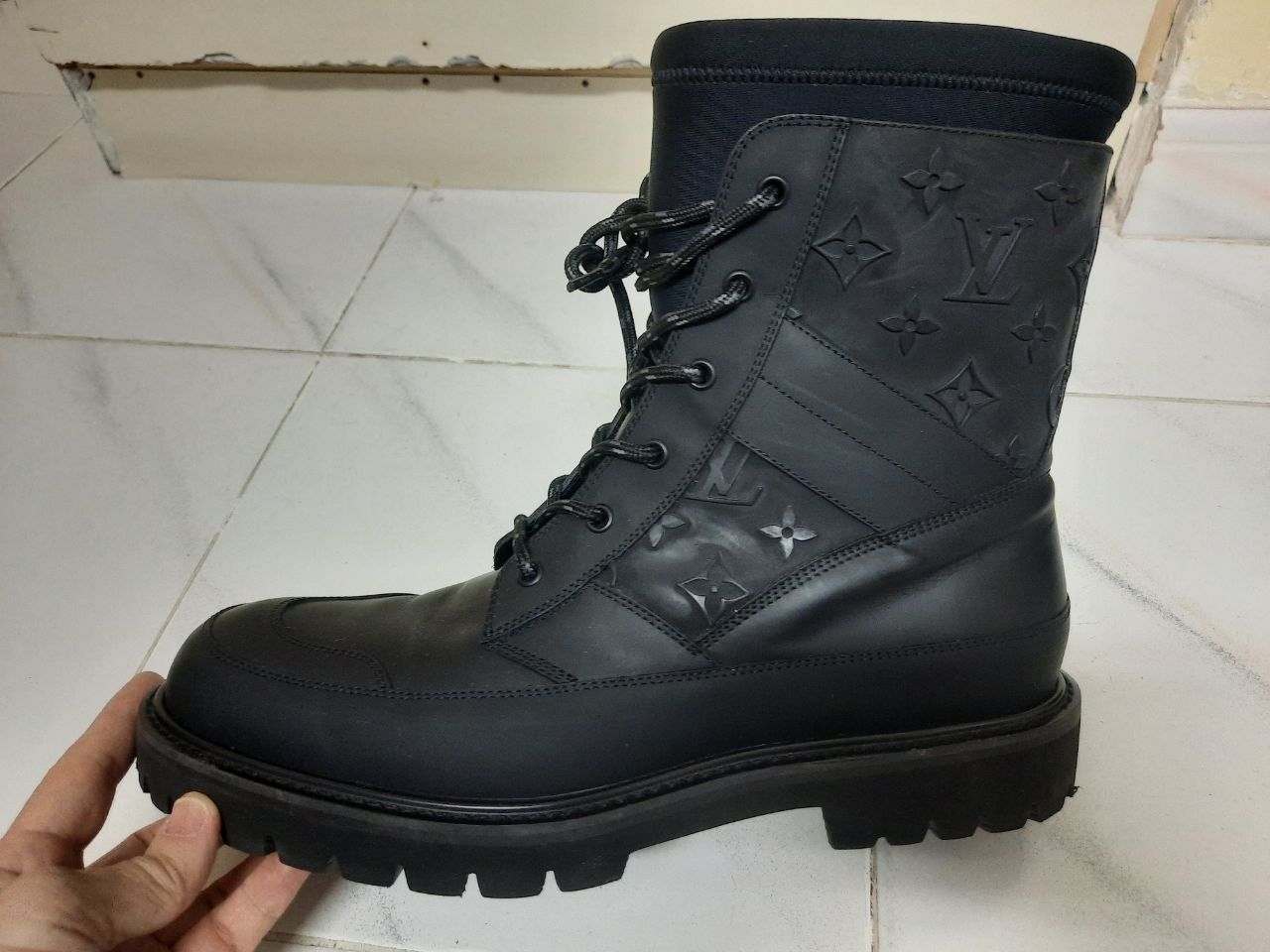 Louis Vuitton Monogram Combat Boots Size US 10 / EU 43 - 3 Thumbnail