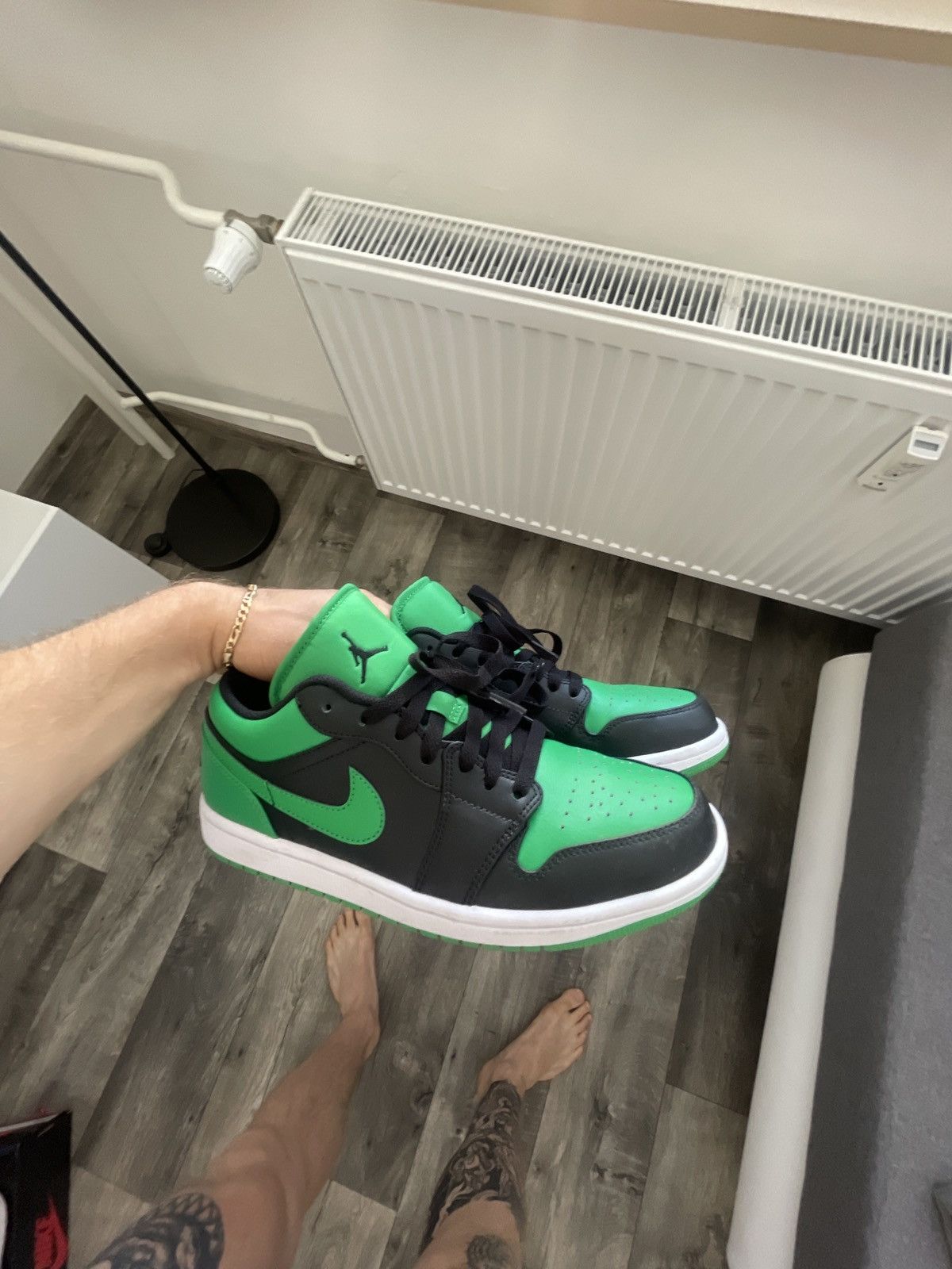 jordan one low lucky green