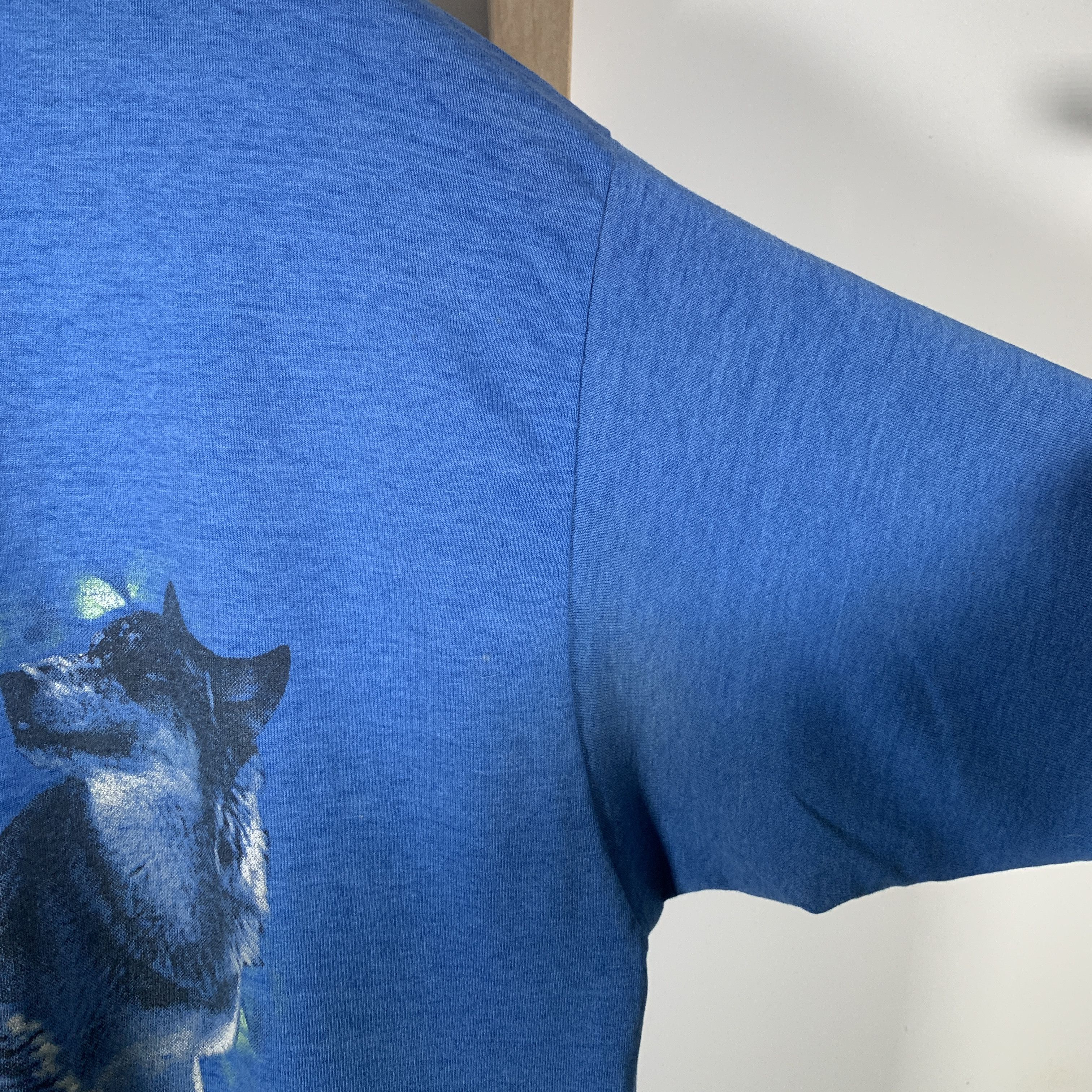 Vintage 80s 90s Wolf Animal Nature Wolves T Shirt Travis Uzi Style Size US XL / EU 56 / 4 - 4 Thumbnail