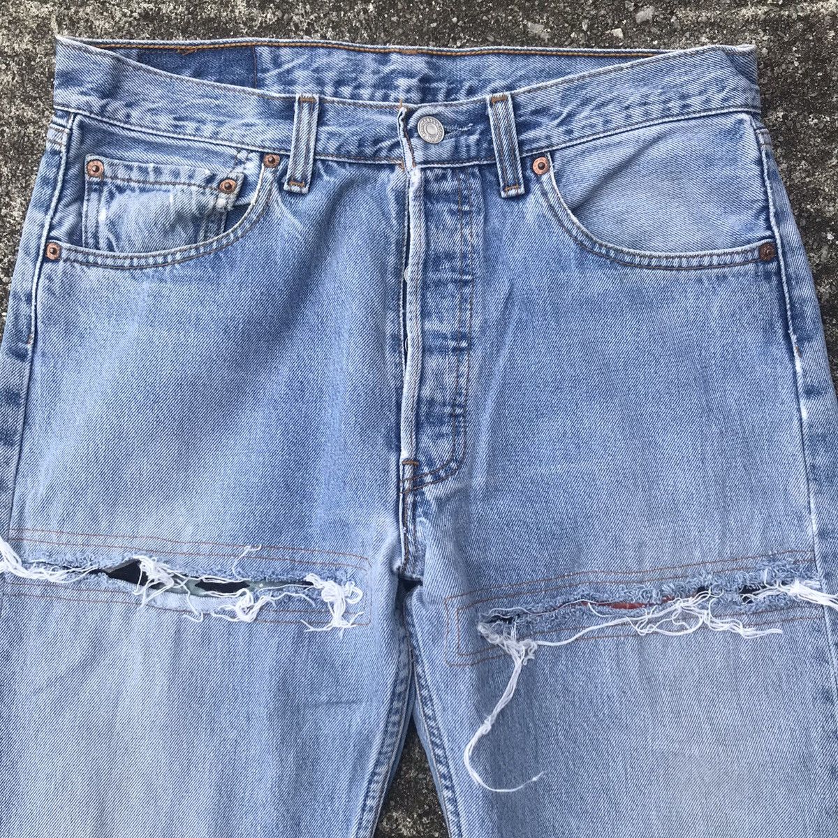 Levi's 90s Levis 501 Distressed Denim Jeans Sakura Size US 32 / EU 48 - 5 Thumbnail