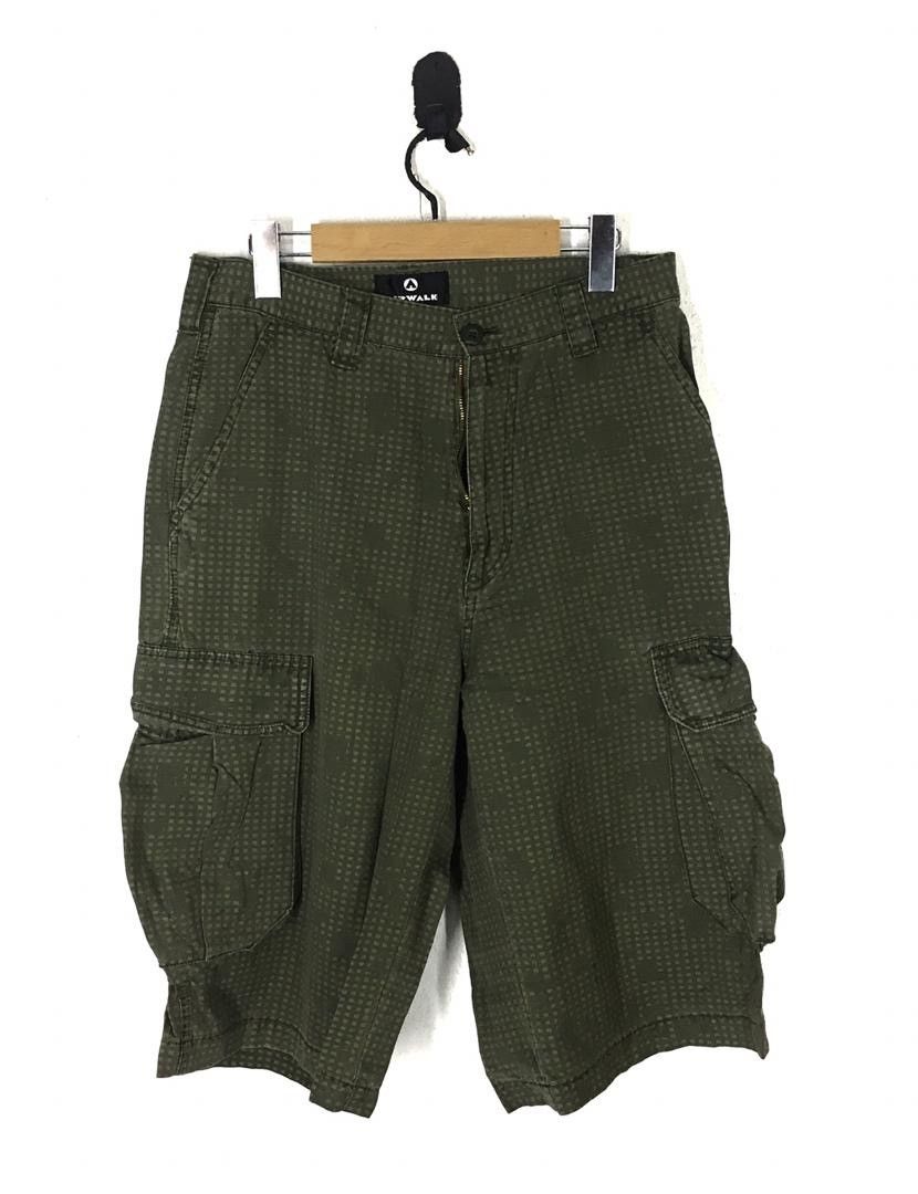 Airwalk AIRWALK SHORT PANTS WORKWEAR STLYE Size US 32 / EU 48 - 1 Thumbnail