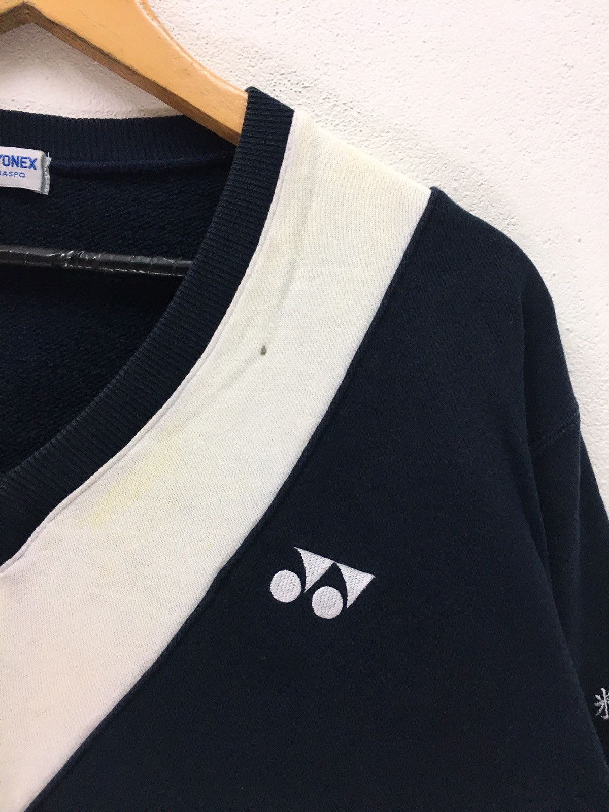 Japanese Brand × Vintage Vintage Yonex Small Logo V Neck Sweatshirt Size US M / EU 48-50 / 2 - 3 Thumbnail