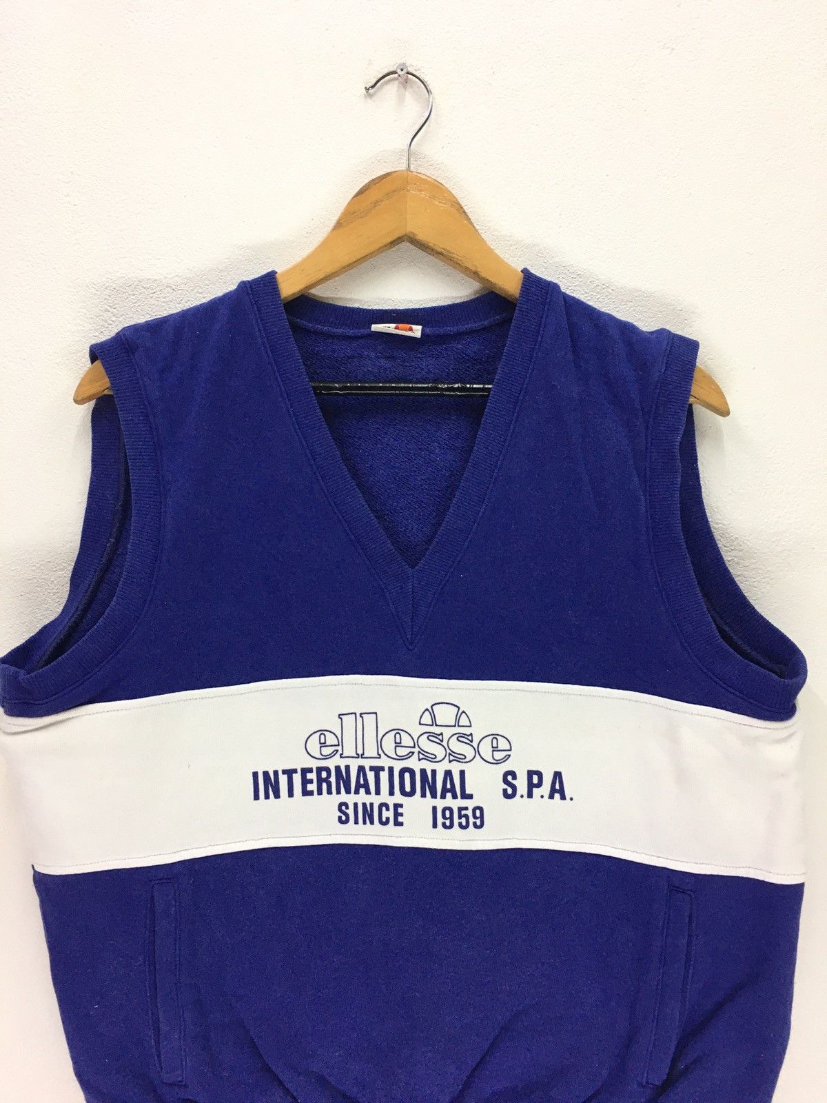 Ellesse × Sports Specialties Vintage 2-Tone Ellesse Big Logo Sleeveless Sweatshirt Size US M / EU 48-50 / 2 - 2 Thumbnail