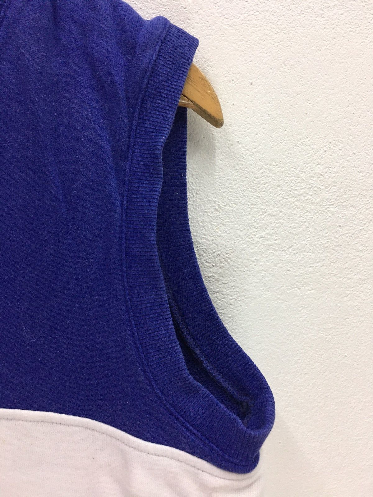 Ellesse × Sports Specialties Vintage 2-Tone Ellesse Big Logo Sleeveless Sweatshirt Size US M / EU 48-50 / 2 - 7 Thumbnail