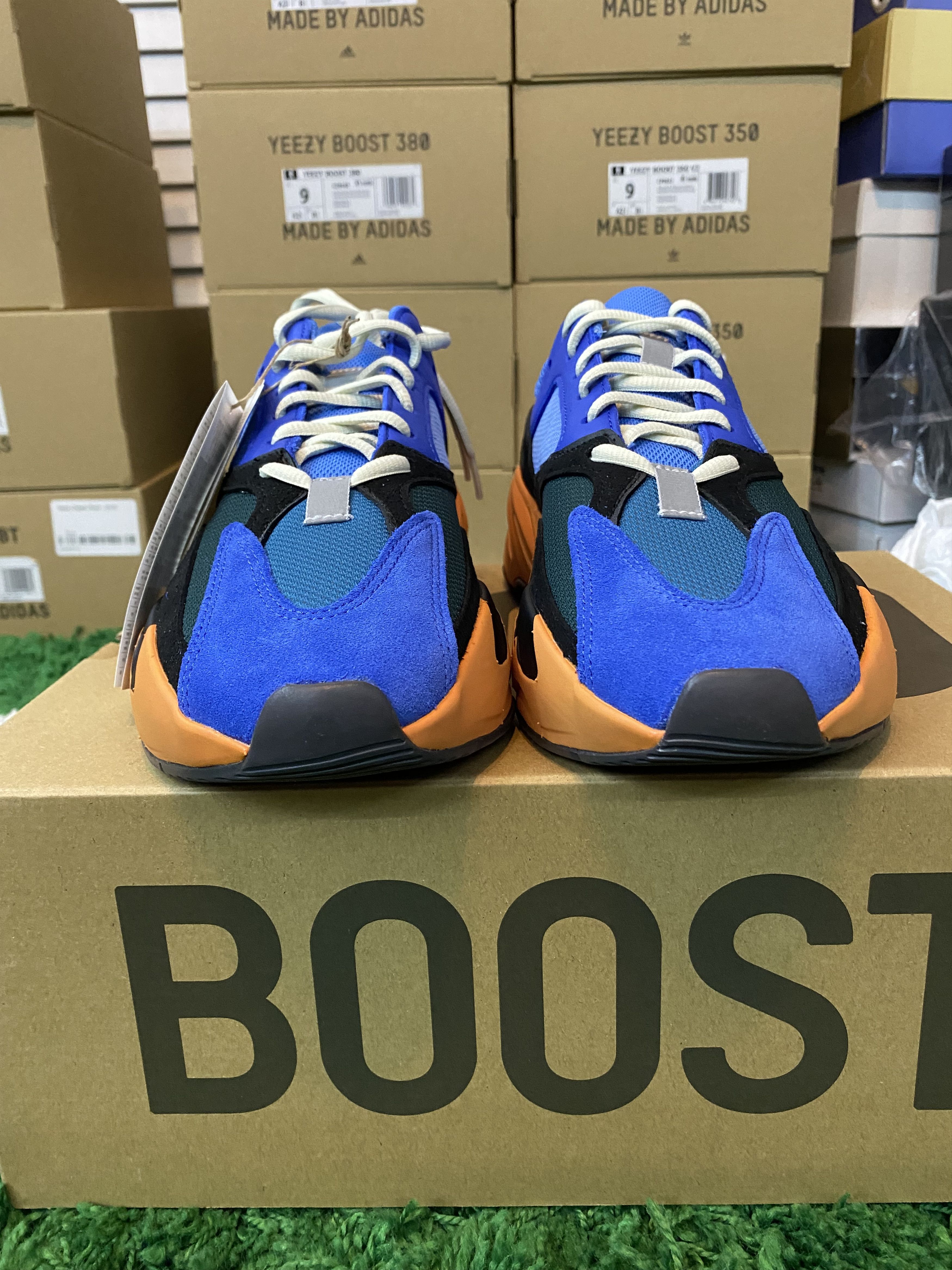 Adidas × Kanye West Yeezy Boost 700 - GZ0541 Size US 8.5 / EU 41-42 - 2 Thumbnail