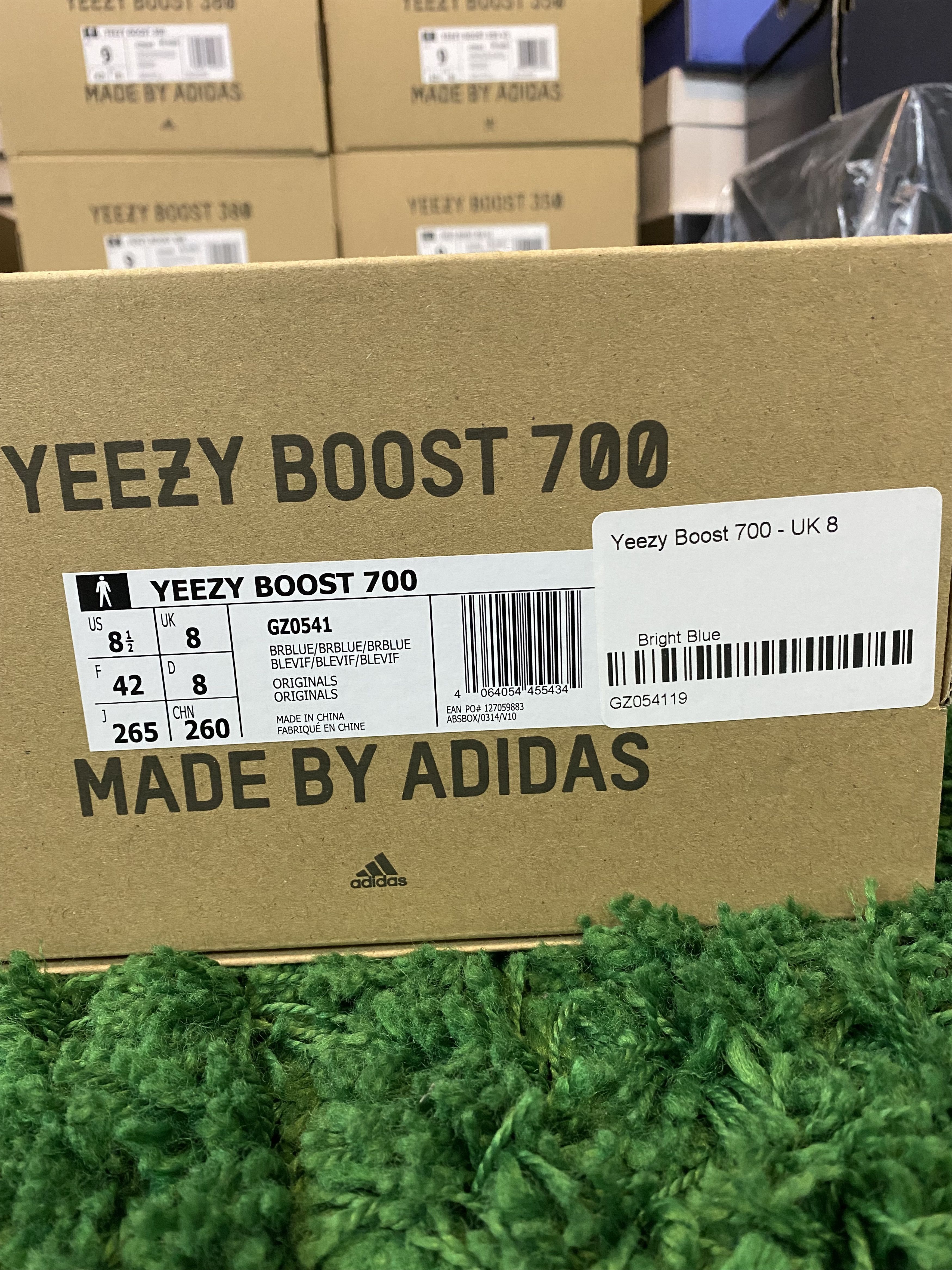 Adidas × Kanye West Yeezy Boost 700 - GZ0541 Size US 8.5 / EU 41-42 - 9 Thumbnail