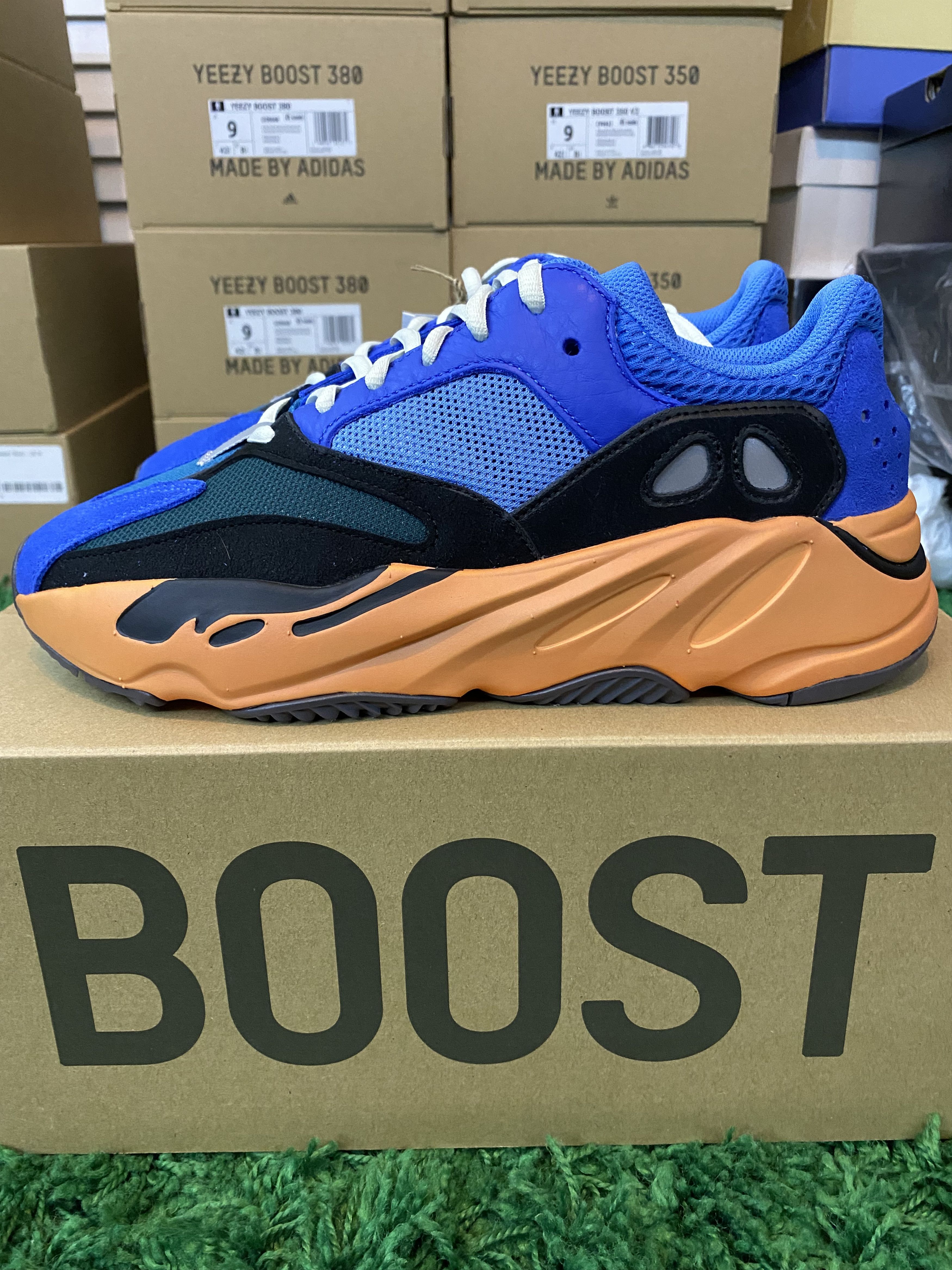 Adidas × Kanye West Yeezy Boost 700 - GZ0541 Size US 8.5 / EU 41-42 - 3 Thumbnail