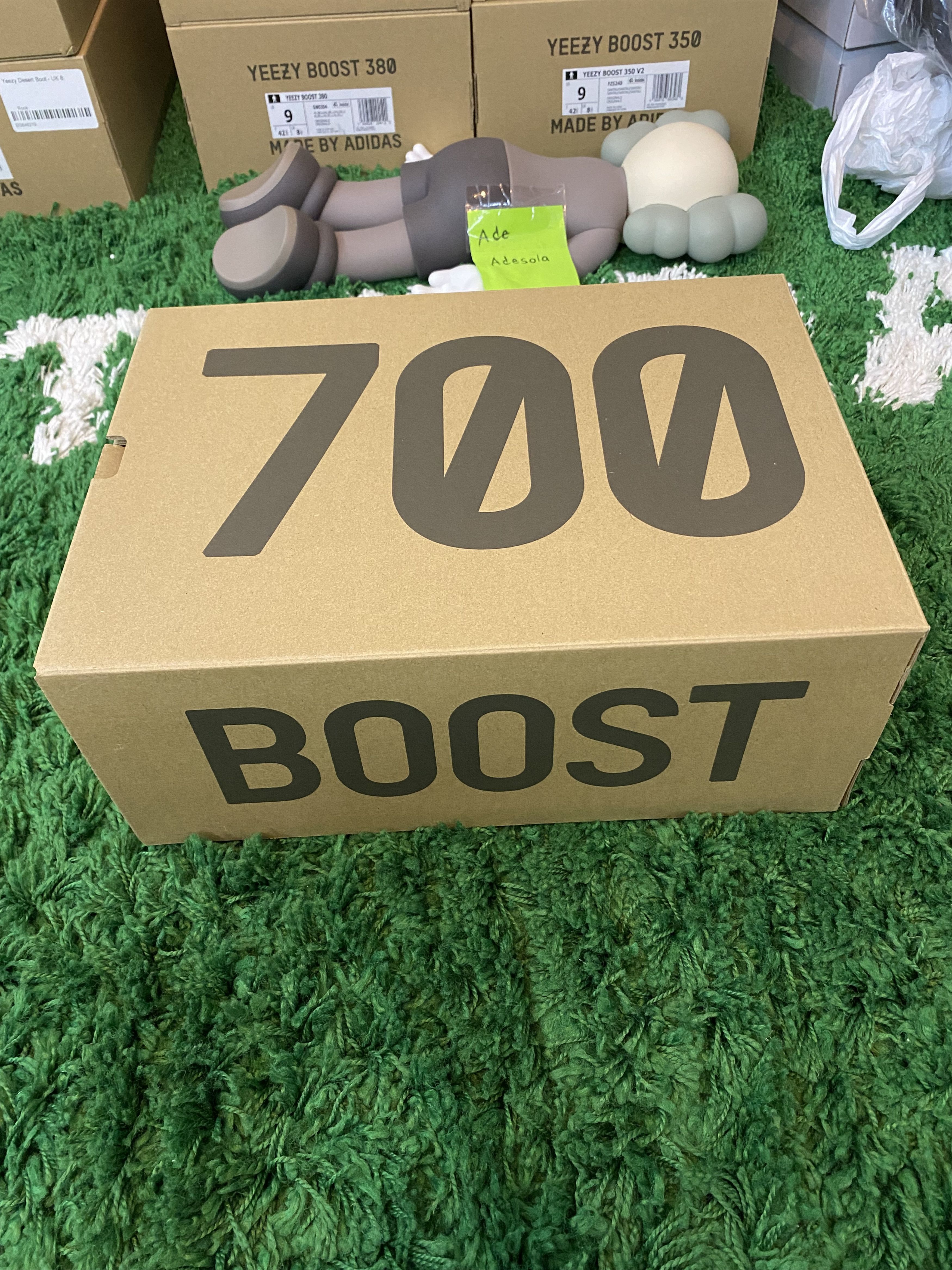 Adidas × Kanye West Yeezy Boost 700 - GZ0541 Size US 8.5 / EU 41-42 - 8 Thumbnail