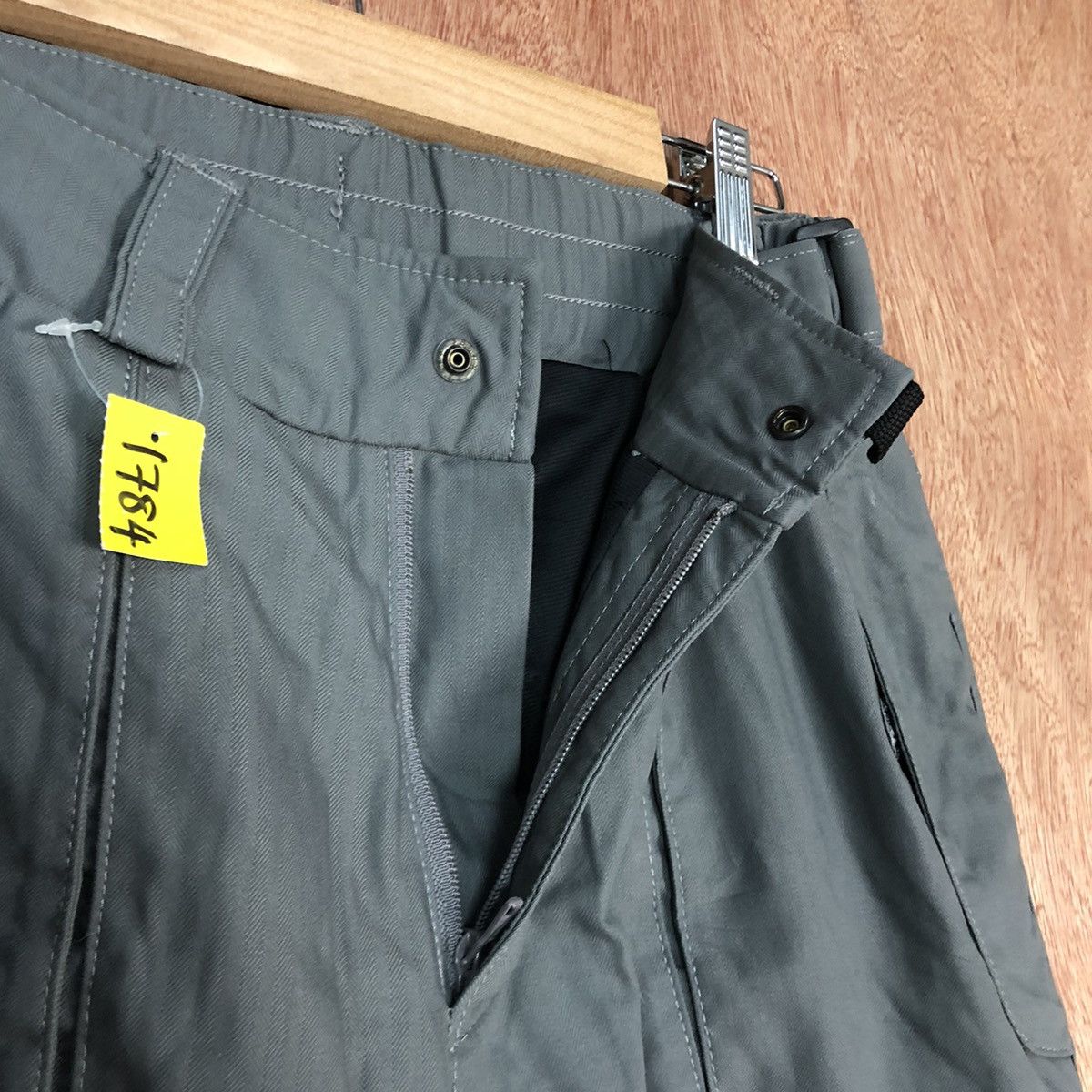 Japanese Brand Estivo Grey Multipocket snowboard sportwear Pants #1784 Size US 28 / EU 44 - 10 Thumbnail