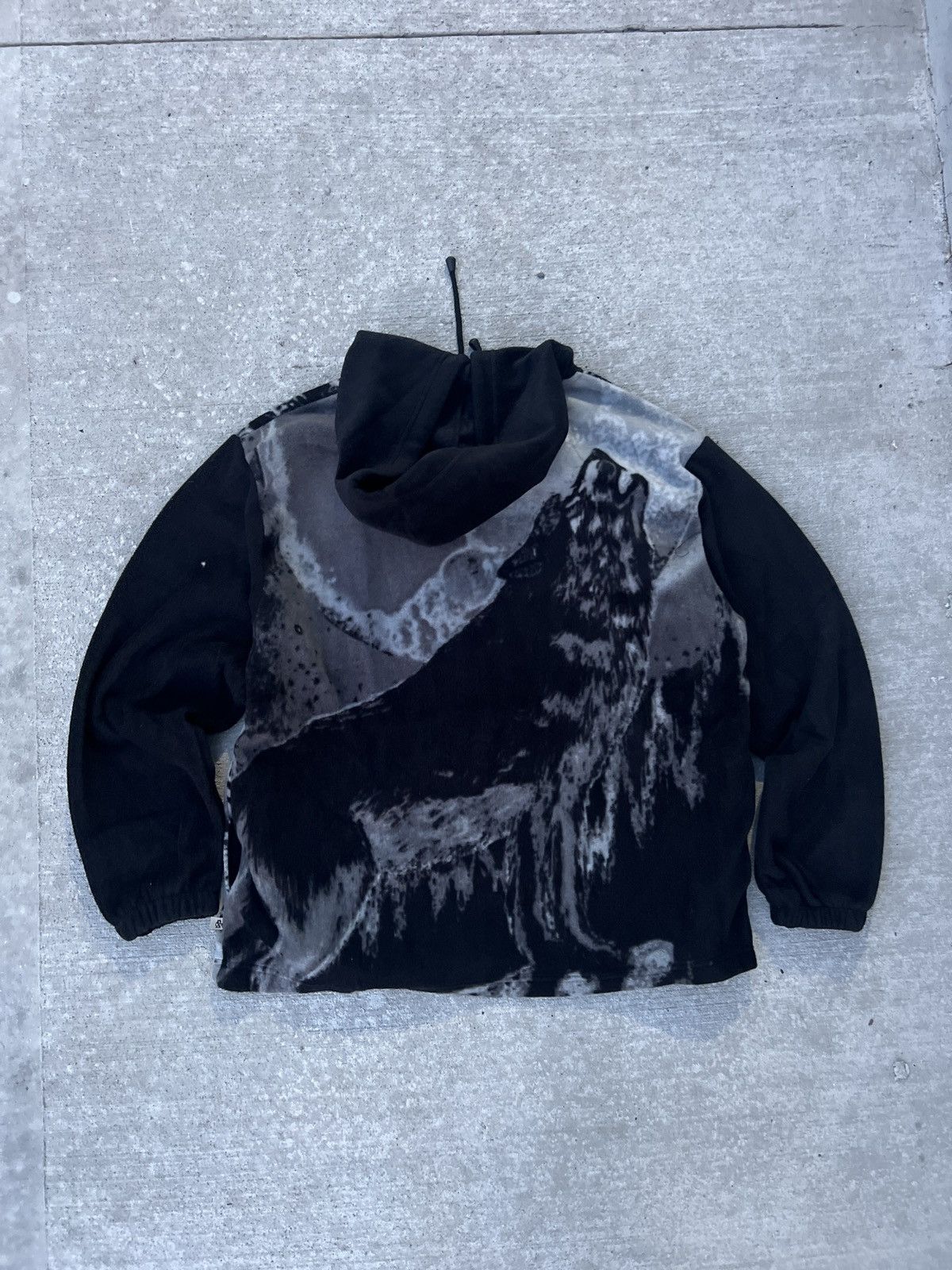 Vintage Vintage 90's Wildlife All Over Print Felt Hoodie Size US L / EU 52-54 / 3 - 5 Thumbnail