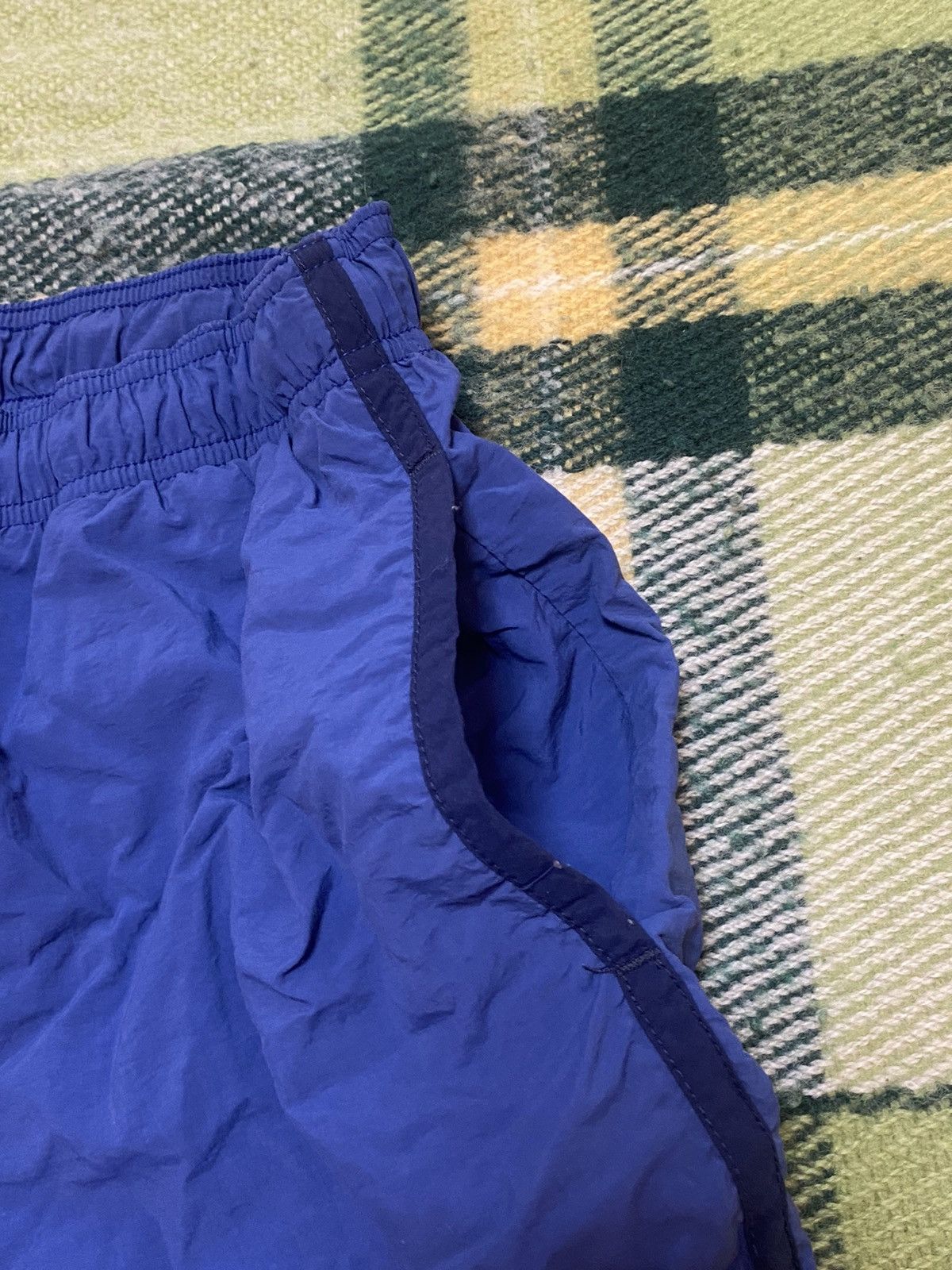Nike Vintage Nike shorts streetwear swoosh casual y2k size S Size US 30 / EU 46 - 2 Thumbnail