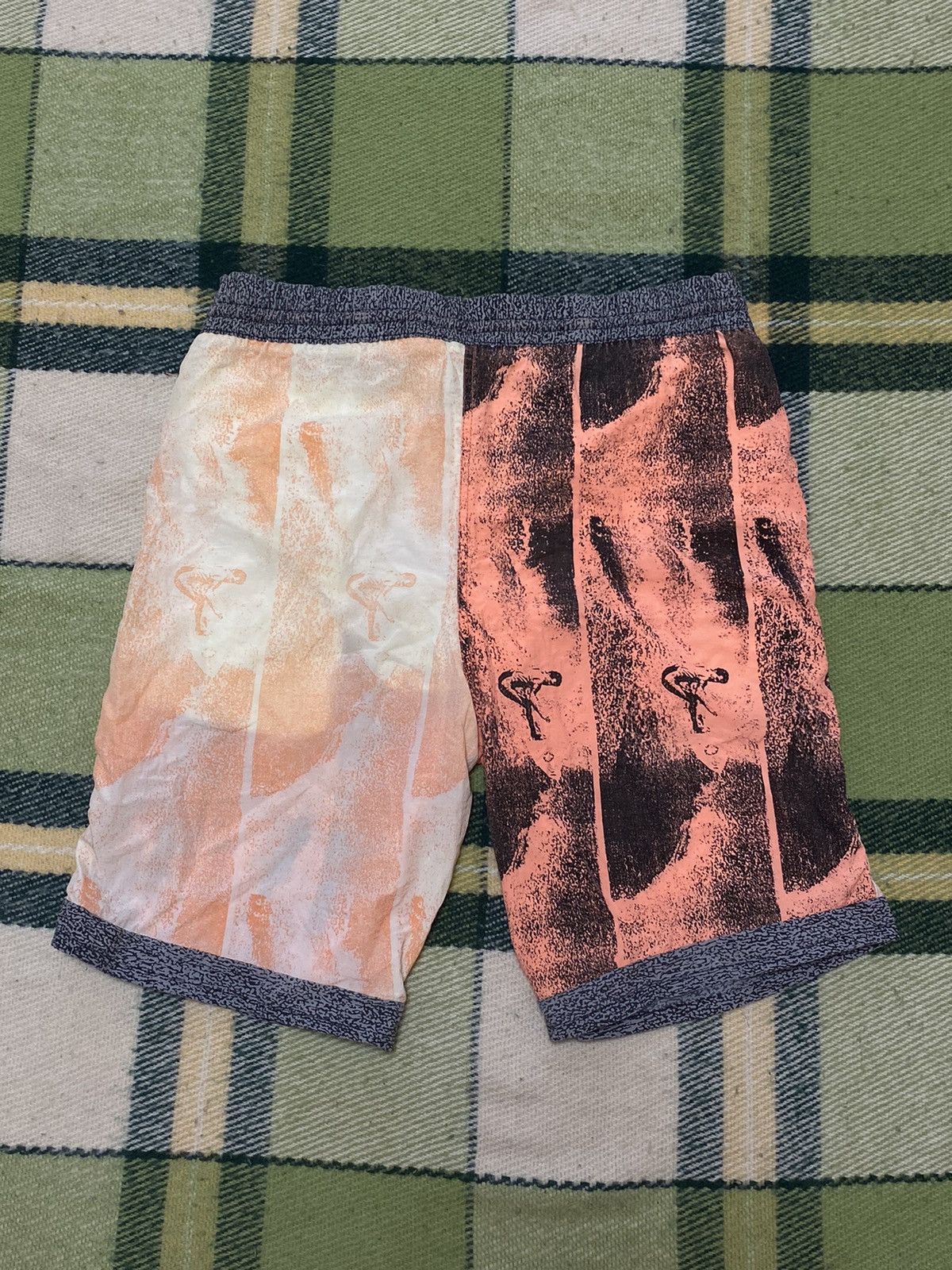 Vintage Vintage 90s art shorts streetwear Hawaiian style size L Size US 34 / EU 50 - 3 Thumbnail
