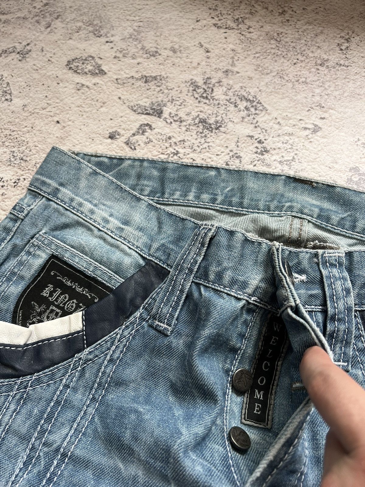 Japanese Brand × Vintage Vintage y2k distressed faded denim pants Size US 33 - 5 Thumbnail