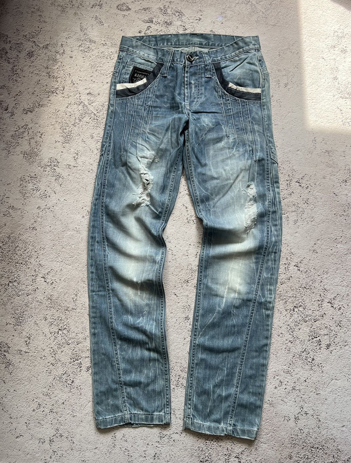 Japanese Brand × Vintage Vintage y2k distressed faded denim pants Size US 33 - 1 Thumbnail
