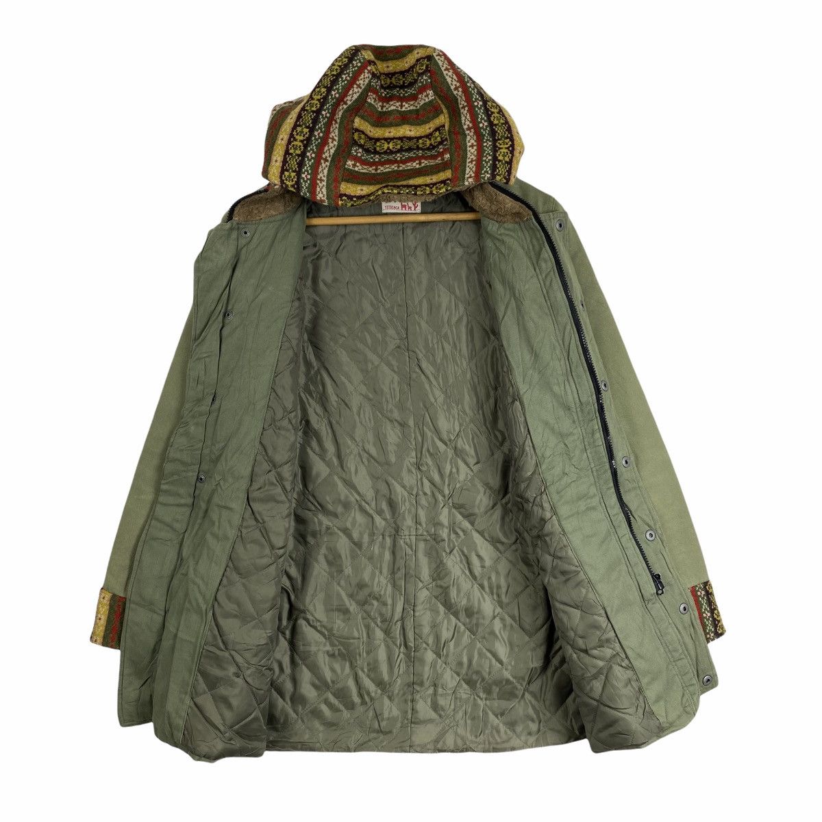 Vintage VINTAGE TITICACA OUTDOOR SPORTSWEAR HOODIE SWEATER JACKET Size US S / EU 44-46 / 1 - 3 Thumbnail