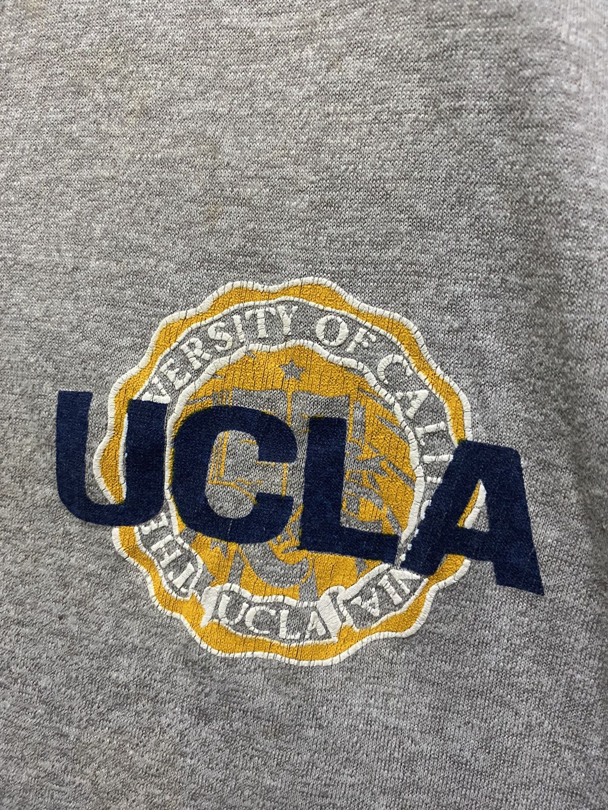 Vintage Vintage UCLA T Shirt USA Size US XL / EU 56 / 4 - 5 Thumbnail
