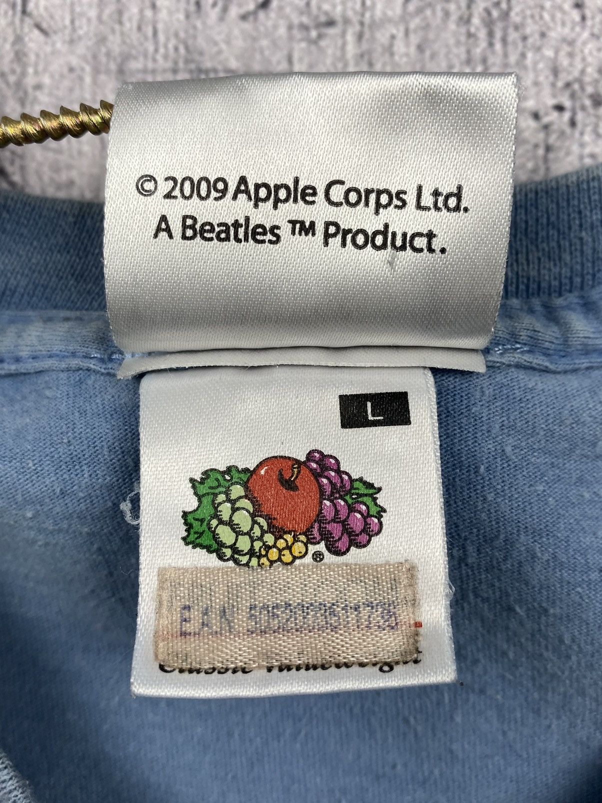 Band Tees Vintage 2000s The Beatles Promo Graphic T Shirt Size L Size US L / EU 52-54 / 3 - 10 Thumbnail