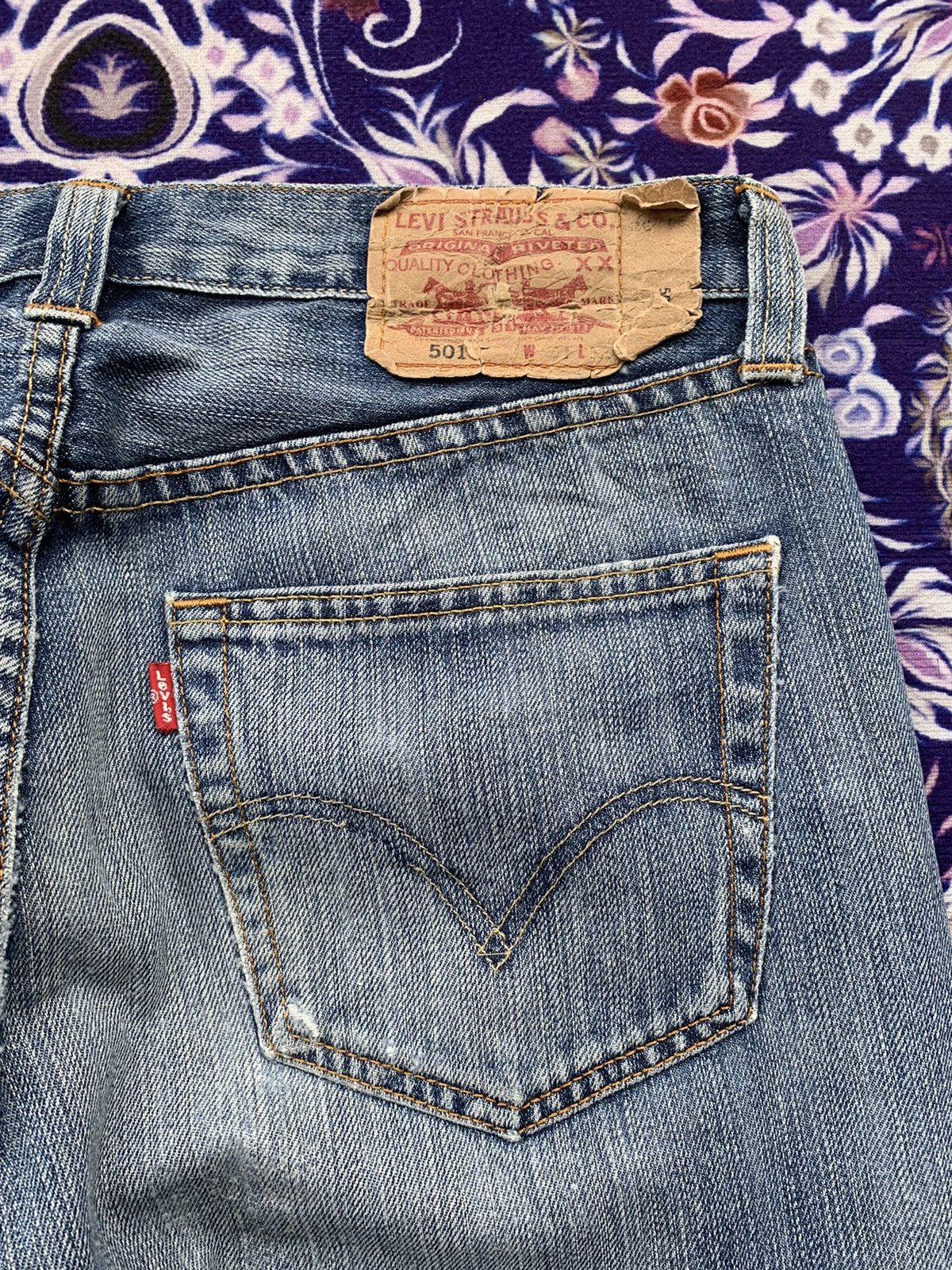 Other Faded Vintage Levis 501 e Blue Buttonfly Size US 32 / EU 48 - 12 Thumbnail