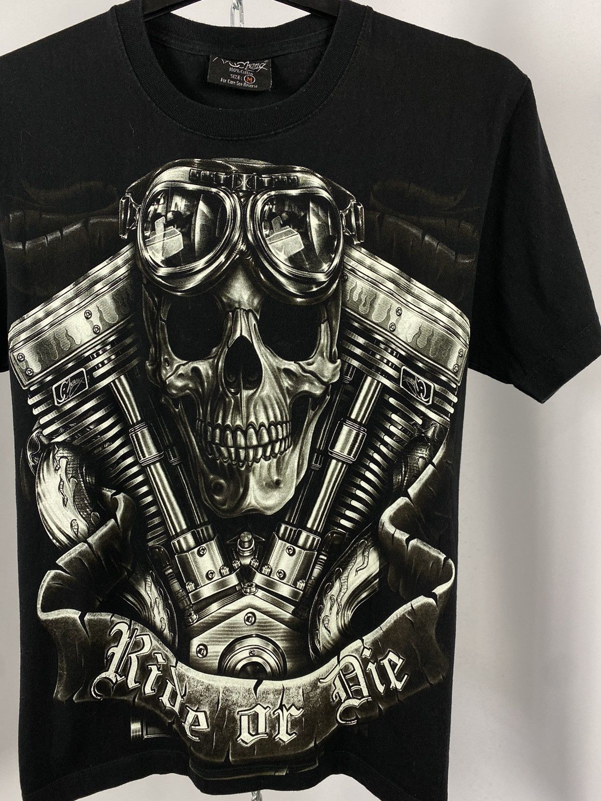 Band Tees × Vintage Ride or die vintage T-shirts band tee metal size M Size US M / EU 48-50 / 2 - 3 Thumbnail