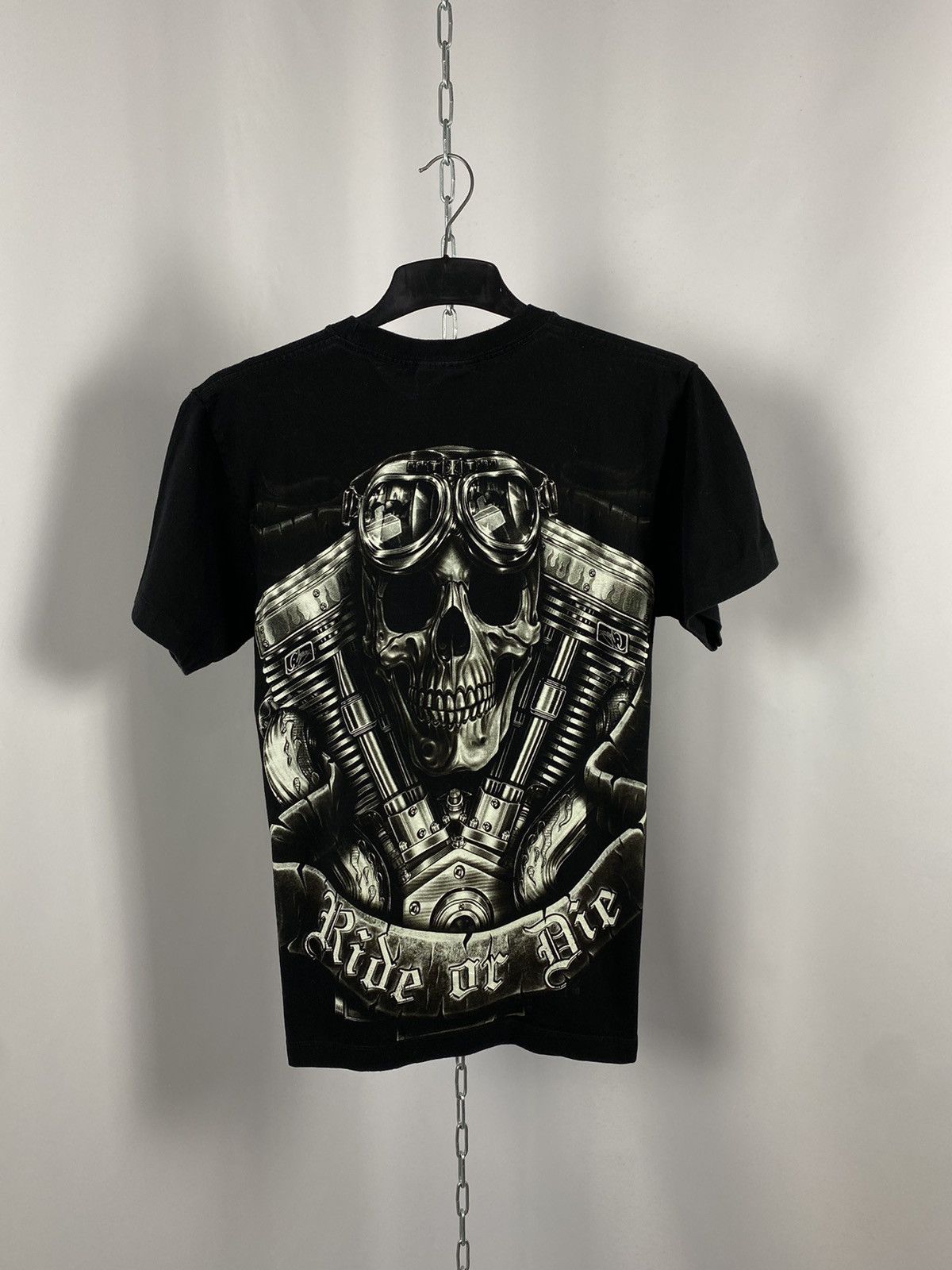 Band Tees × Vintage Ride or die vintage T-shirts band tee metal size M Size US M / EU 48-50 / 2 - 6 Thumbnail
