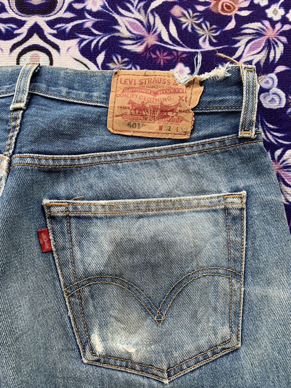 Levi's Faded Vintage Levis 501 Distressed Denim Size US 32 / EU 48 - 13 Thumbnail