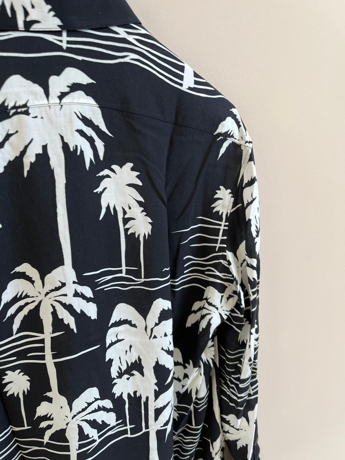 Celine Chemise Collar Drugstore Hawaiian Print / Black & White Size US XL / EU 56 / 4 - 17 Thumbnail