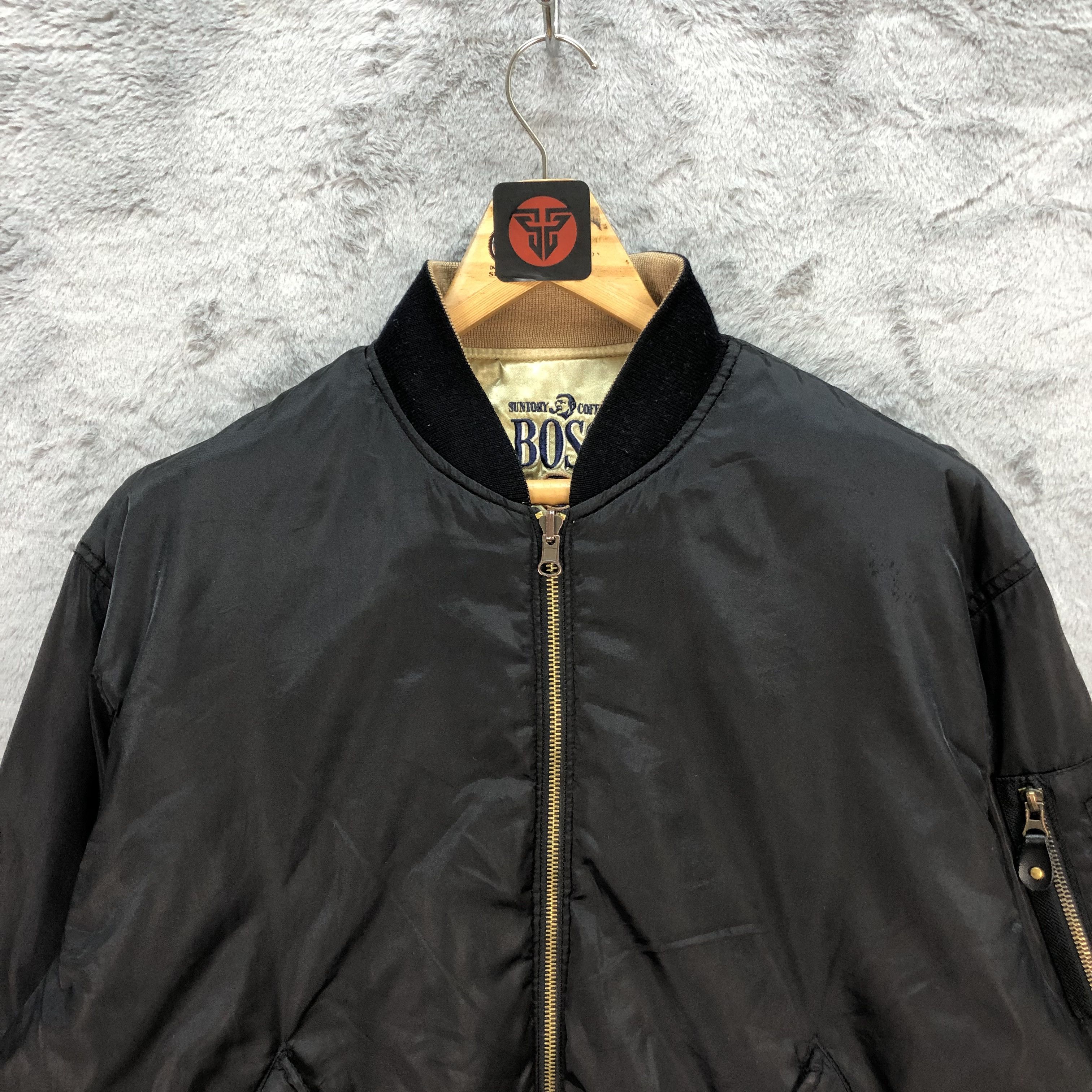 Vintage SUNTORY COFFE BOSS GOLDEN REVERSIBLE BOMBER JACKET #6162-50 Size US M / EU 48-50 / 2 - 10 Thumbnail