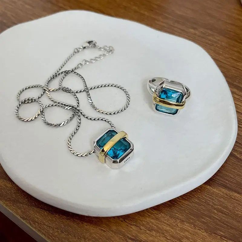 Jewelry × Vintage Blue Zircon Necklace Size ONE SIZE - 1 Thumbnail