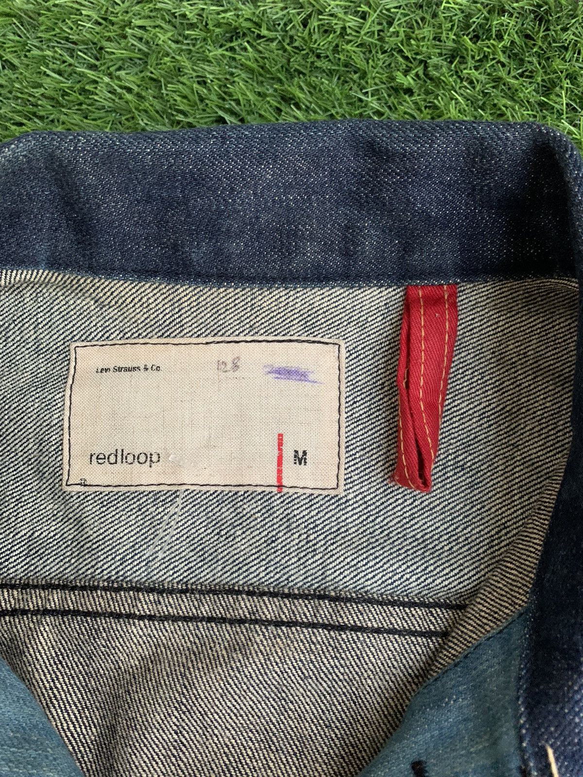 Vintage Levis Single Poket Red Loop Denim