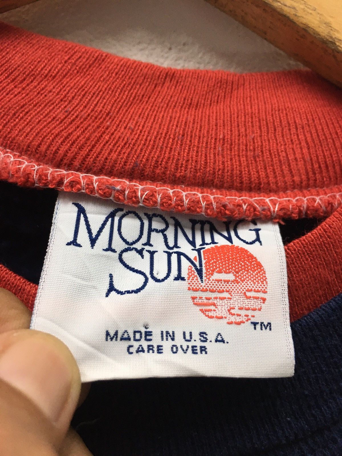 Vintage Vintage Morning Sun Flower Art Design Sweatshirt Size US L / EU 52-54 / 3 - 5 Thumbnail