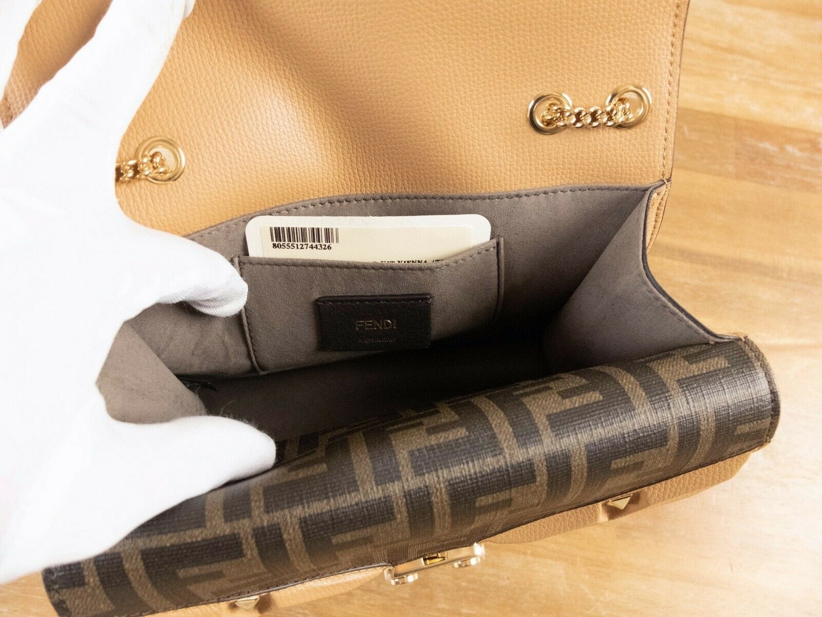 Fendi FENDI Vitello Vienna Bag Bugs crossbody shoulder bag F logo Size ONE SIZE - 4 Thumbnail