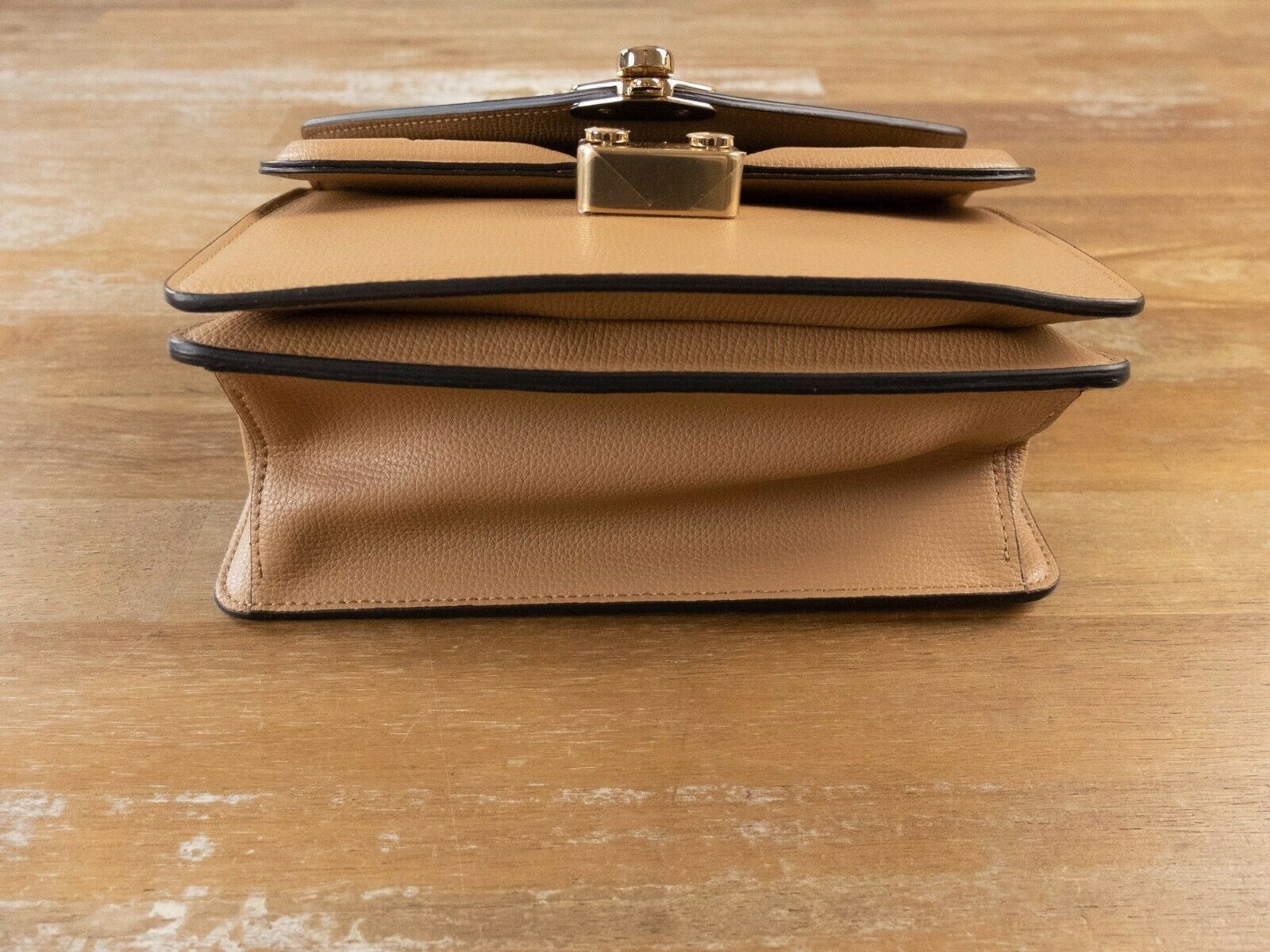 Fendi FENDI Vitello Vienna Bag Bugs crossbody shoulder bag F logo Size ONE SIZE - 8 Thumbnail