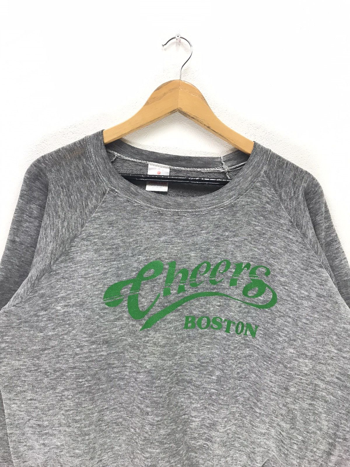 Vintage Vintage Cheers Boston Big Logo Sweatshirt Size US M / EU 48-50 / 2 - 2 Thumbnail