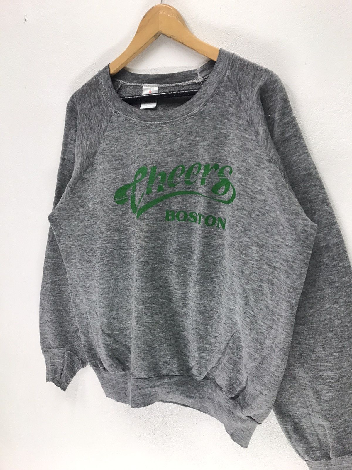 Vintage Vintage Cheers Boston Big Logo Sweatshirt Size US M / EU 48-50 / 2 - 4 Thumbnail