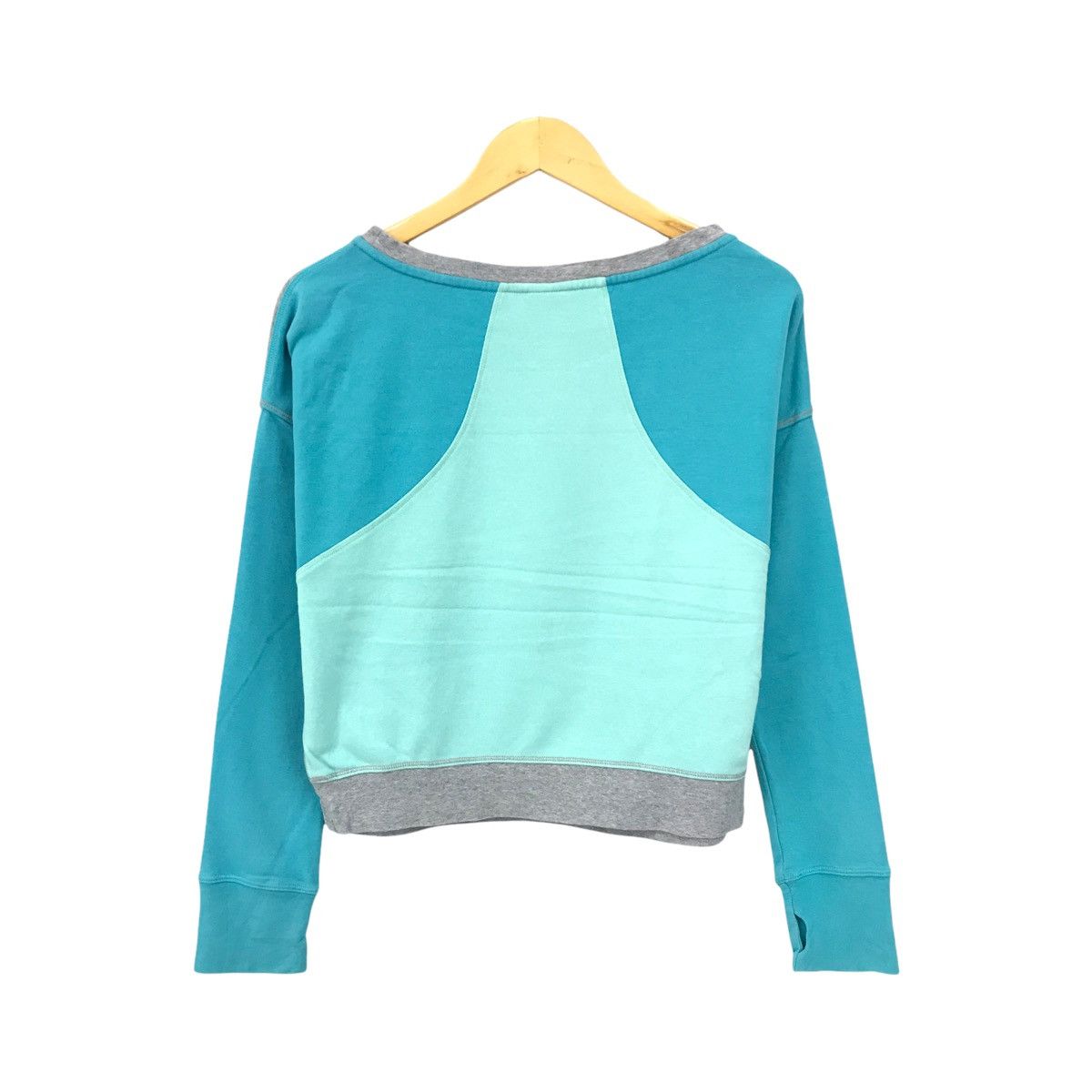 Nike Vintage Nike Crop Top Nike Swoosh Nike Sweatshirt Size US S / EU 44-46 / 1 - 5 Thumbnail