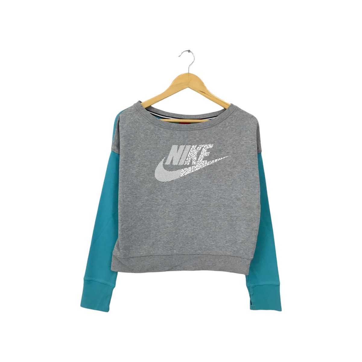 Nike Vintage Nike Crop Top Nike Swoosh Nike Sweatshirt Size US S / EU 44-46 / 1 - 1 Thumbnail