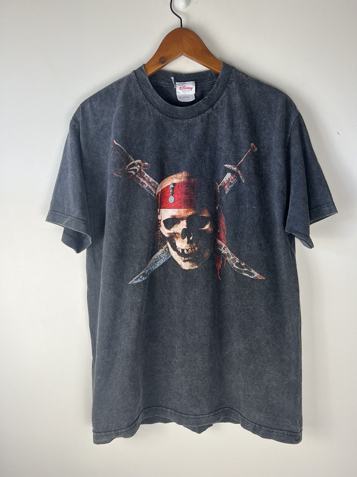 Disney Vintage Pirate of the Caribbean the curse of the black pearl Size US M / EU 48-50 / 2 - 1 Thumbnail