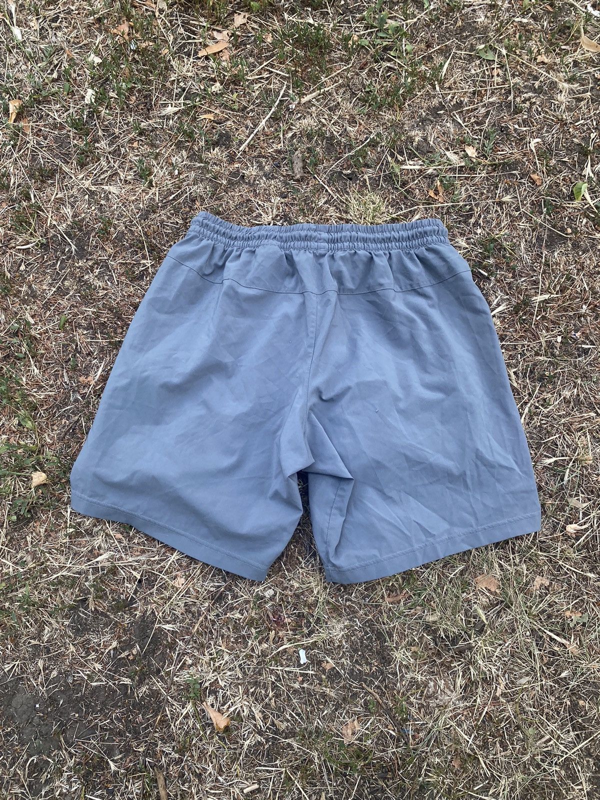 Reebok Vintage Reebok shorts streetwear casual y2k style size L Size US 34 / EU 50 - 3 Thumbnail