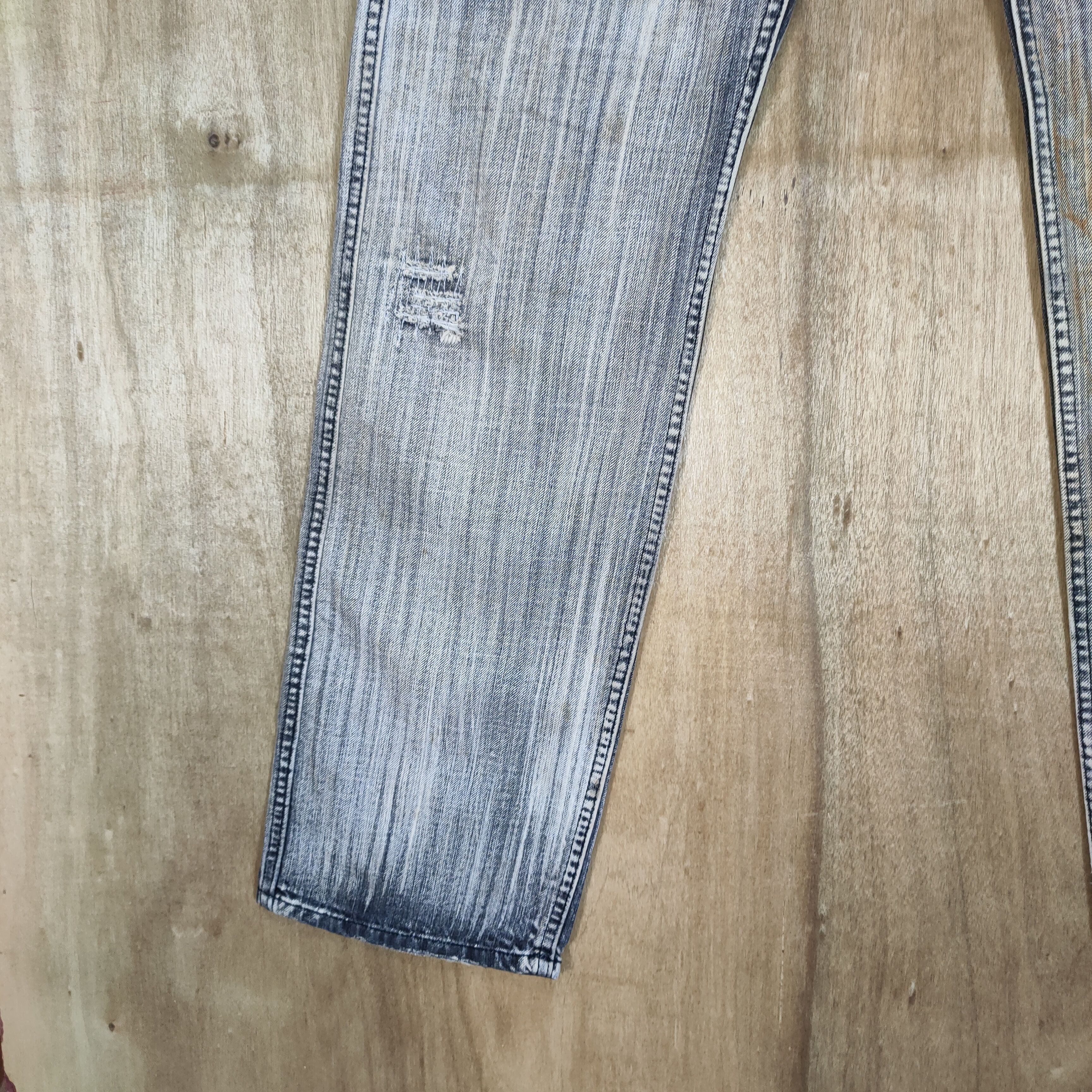 Japanese Brand VINTAGE JAPANESE STRAIGHT FADED JEANS DENIM PANTS Size US 34 / EU 50 - 8 Thumbnail