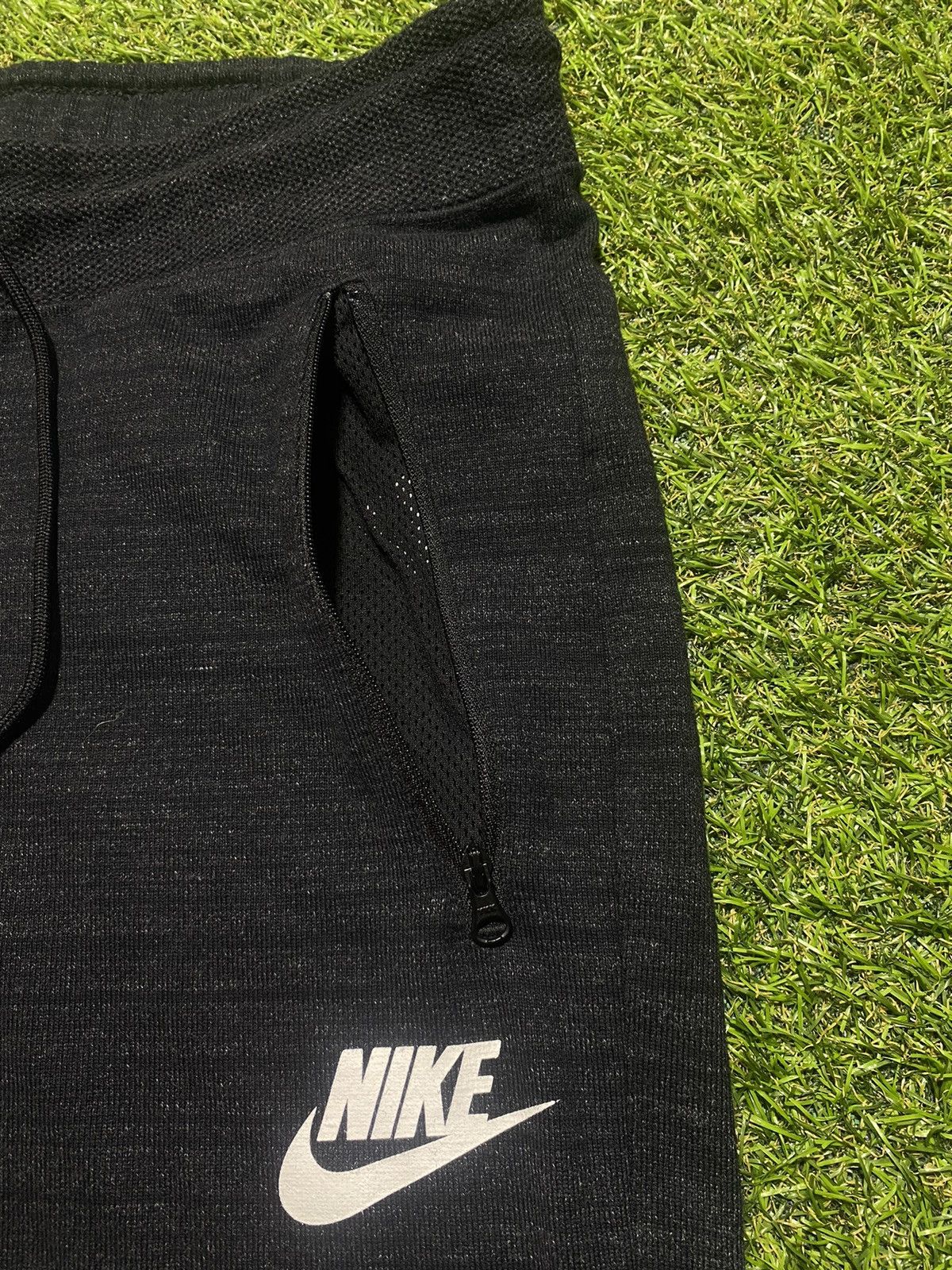 Nike Vintage Nike shorts streetwear swoosh casual y2k size S Size US 30 / EU 46 - 2 Thumbnail