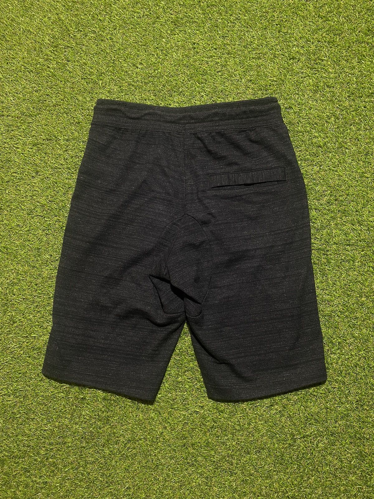 Nike Vintage Nike shorts streetwear swoosh casual y2k size S Size US 30 / EU 46 - 3 Thumbnail