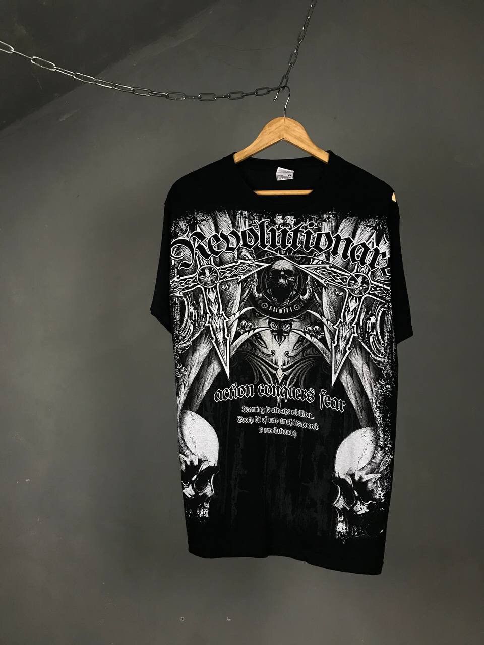 Band Tees Revollution vintage rock skulls overprinted tee Size US L / EU 52-54 / 3 - 1 Thumbnail