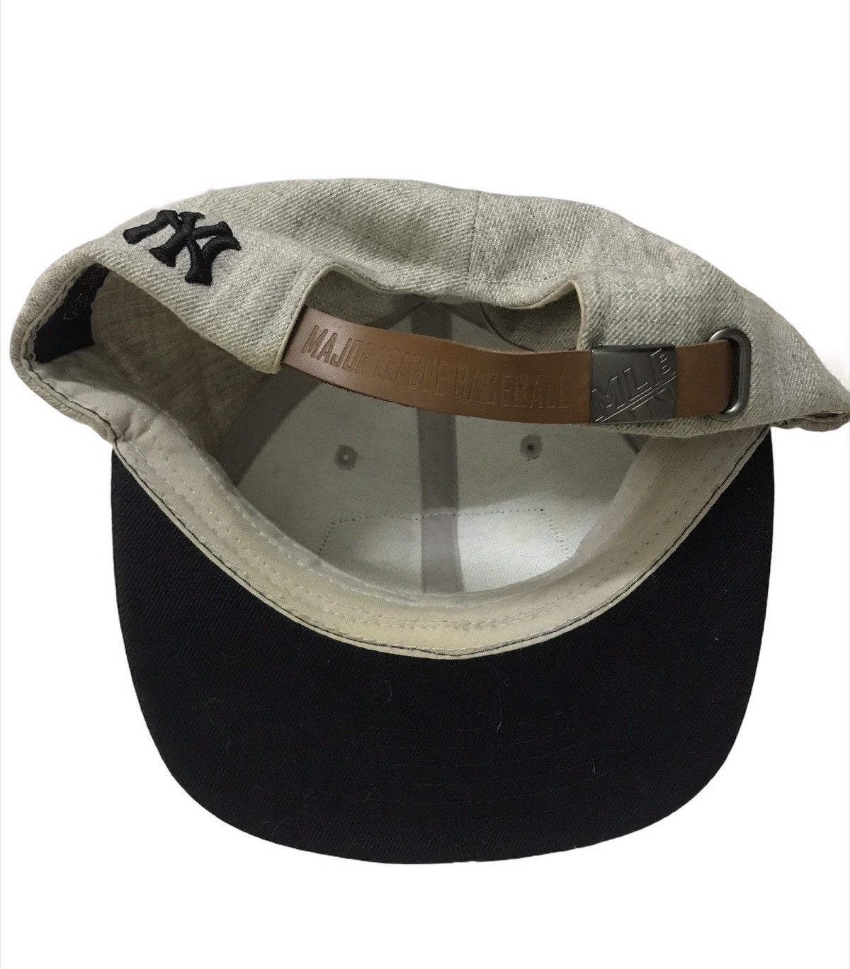 MLB × New York Yankees Vintage New York Yankees Snapback Spell out big logo MLB Size ONE SIZE - 6 Thumbnail
